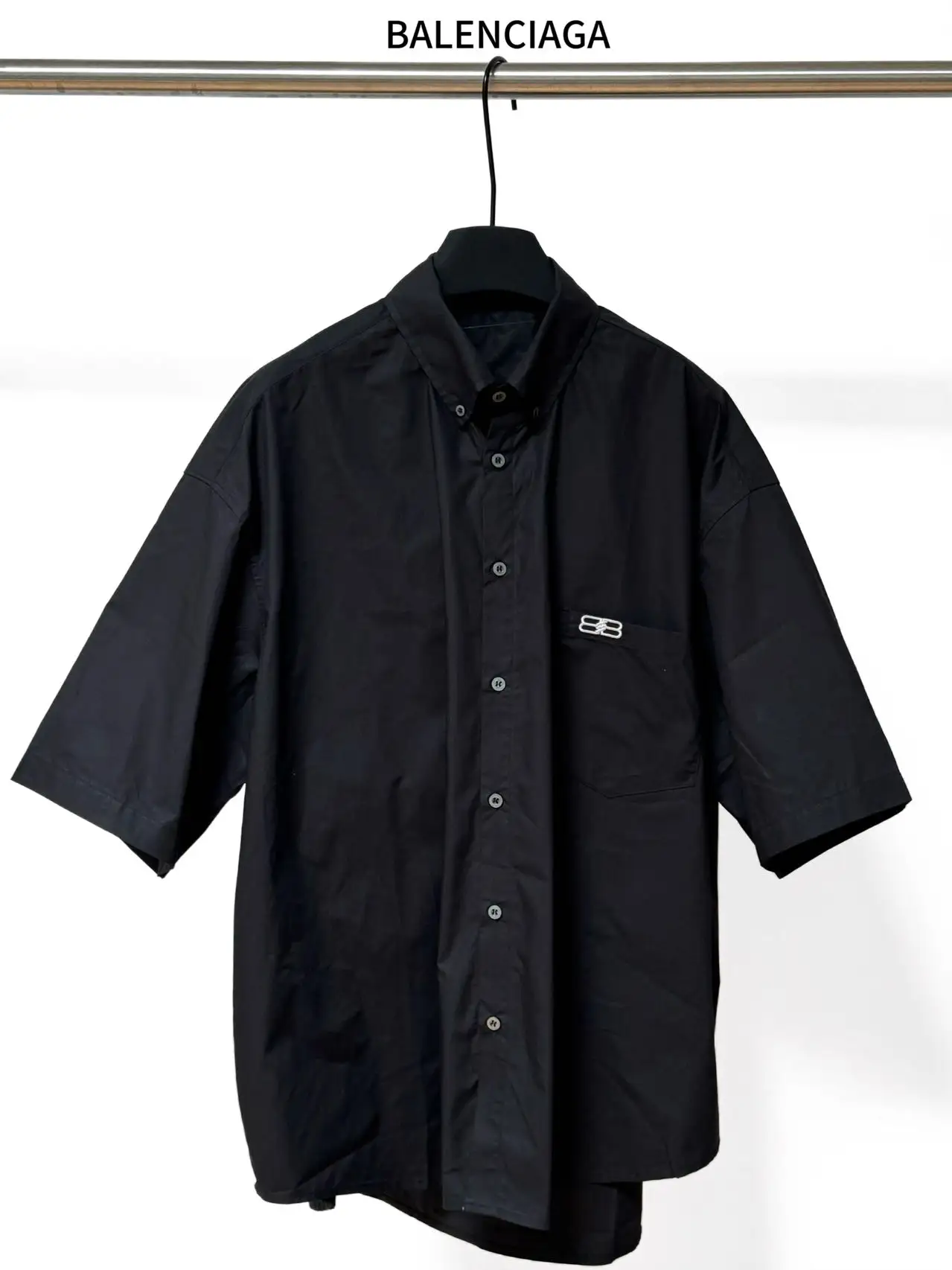 BB Logo Embroidered Short-Sleeve Shirt D16519836