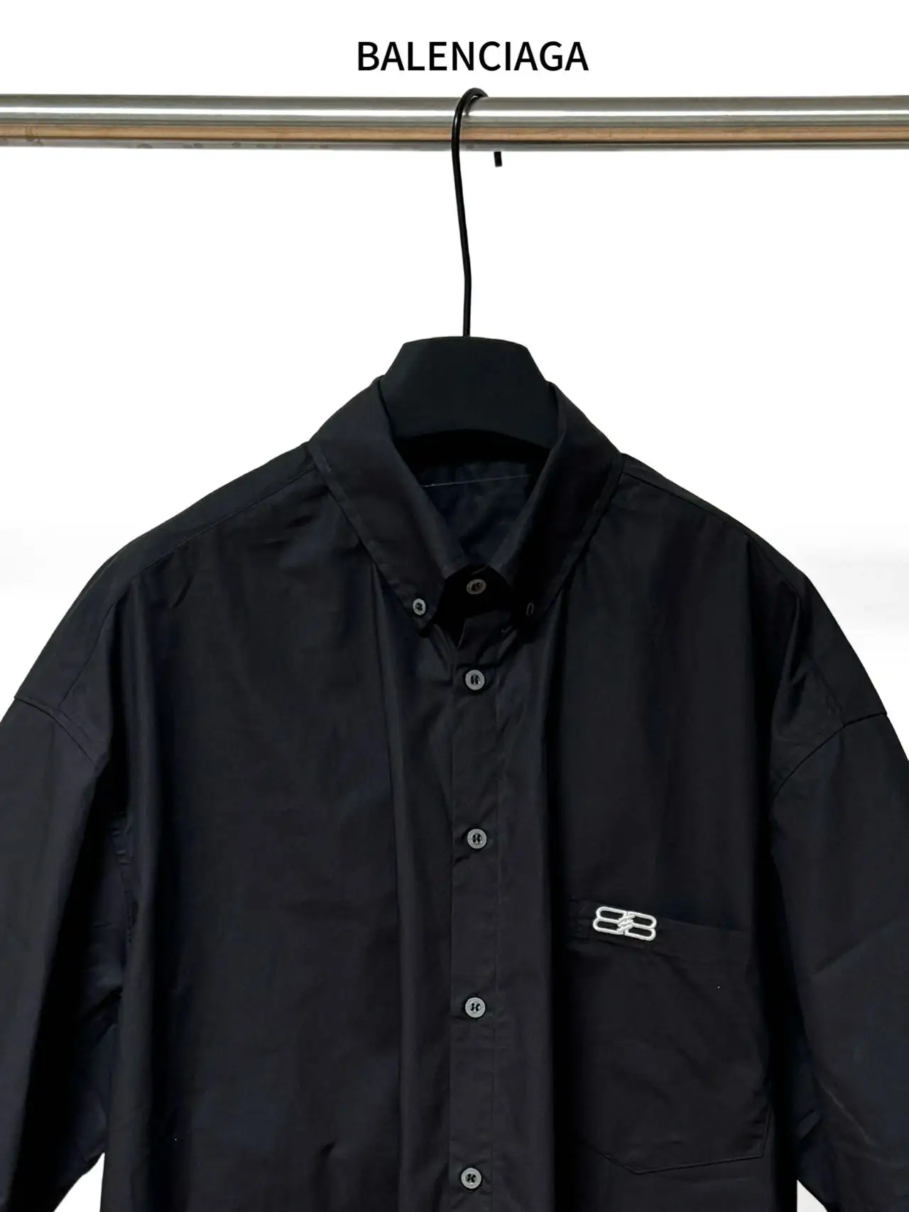 BB Logo Embroidered Short-Sleeve Shirt D16519836 — view 4