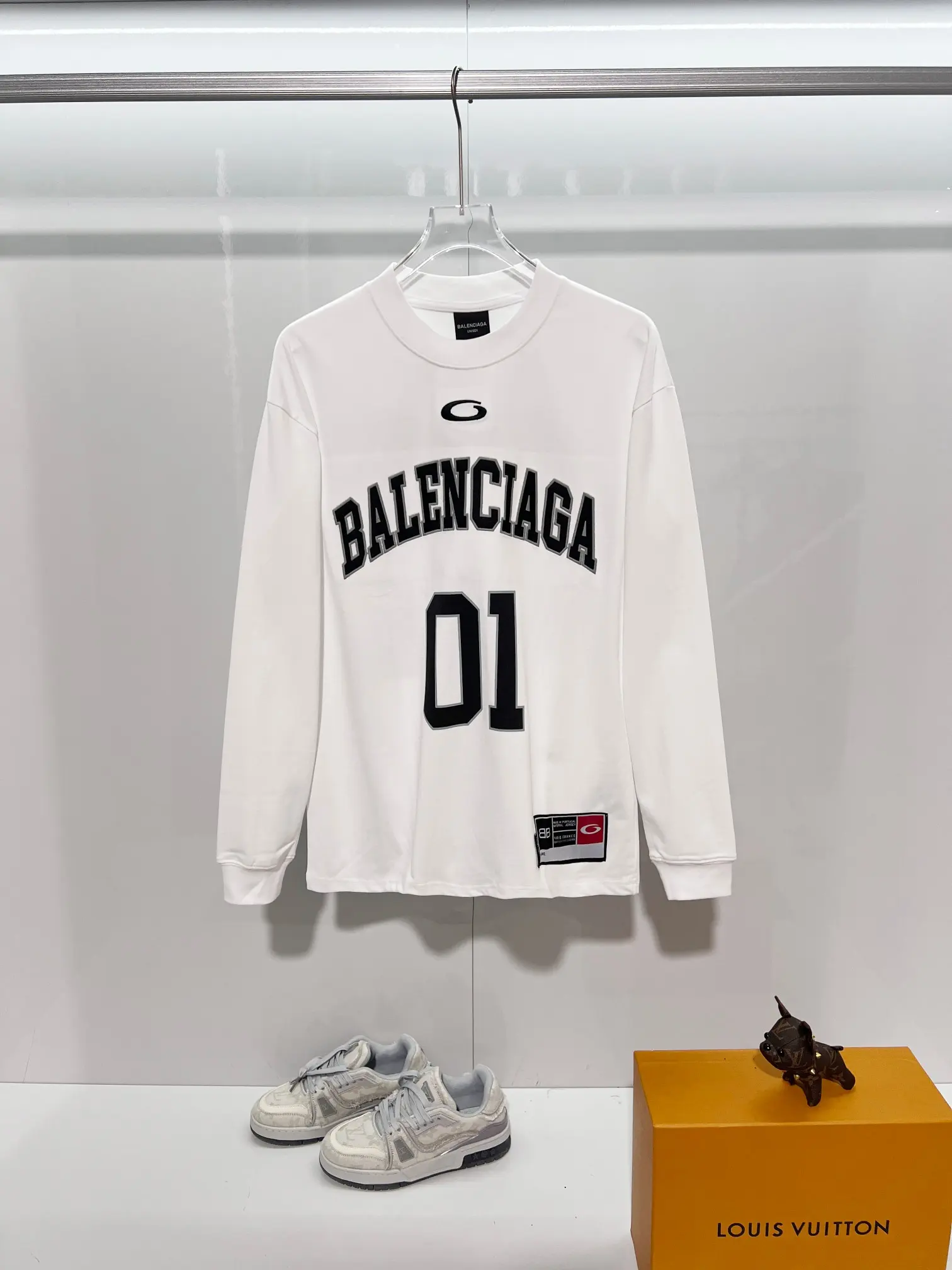 Basketball Logo Long-Sleeve T-Shirt D16522861