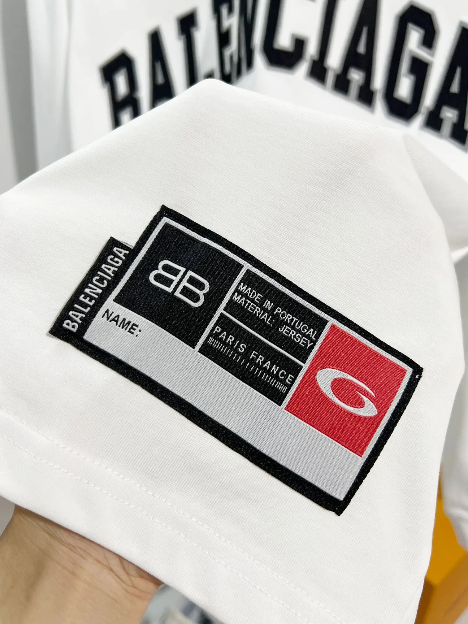 Basketball Logo Long-Sleeve T-Shirt D16522861 — view 7