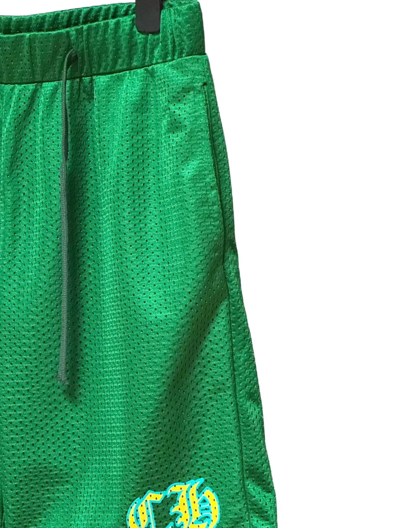 Logo-Appliqué Mesh Basketball Shorts D16519848 — view 5