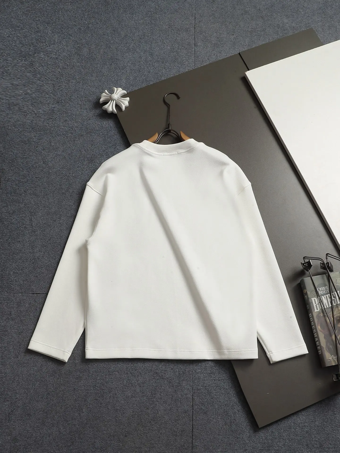 Enamel Triangle Logo Crew-Neck Sweatshirt D17021962 — view 11