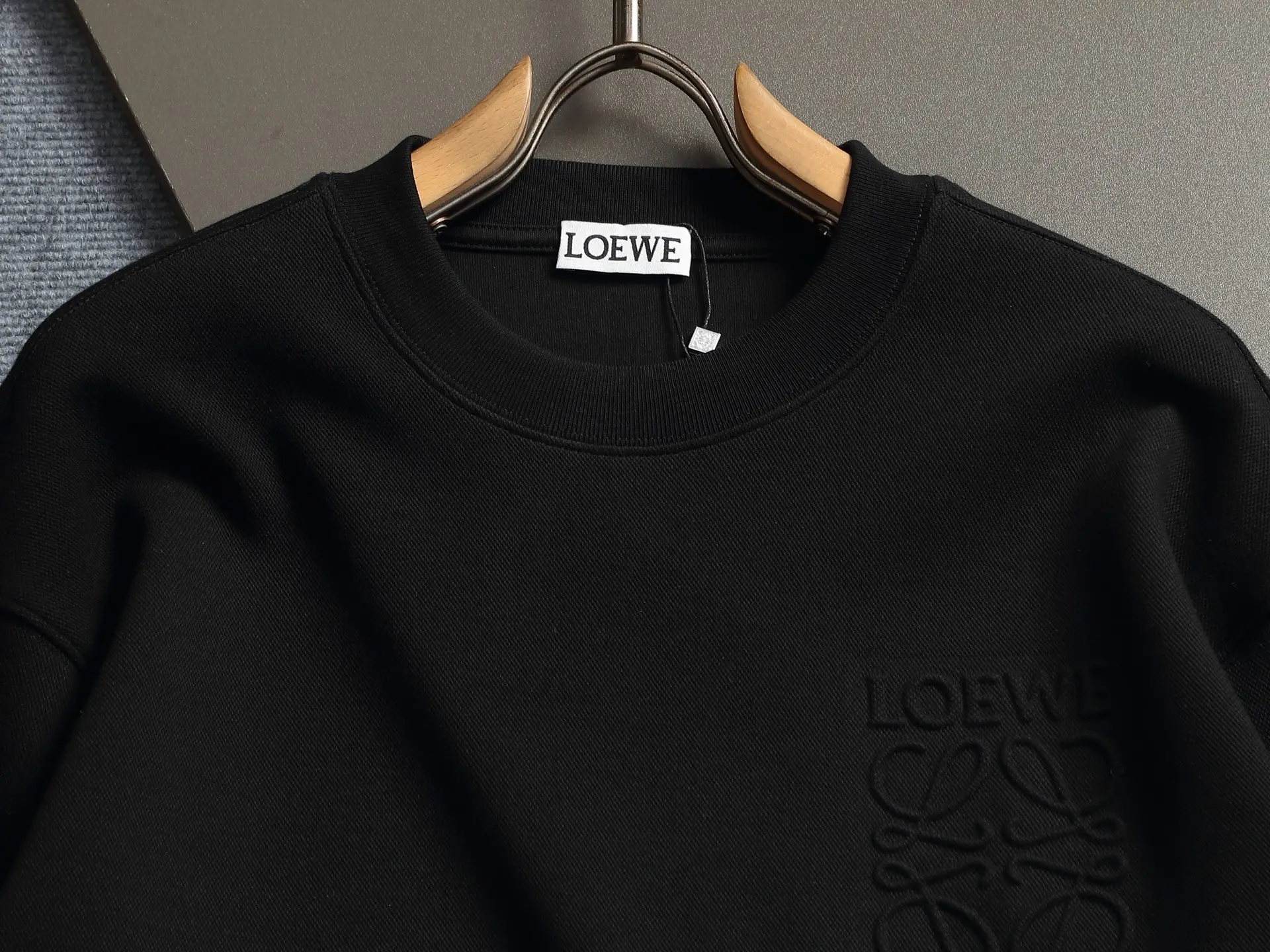 Anagram Embossed Cotton Sweatshirt D17021957 — view 2