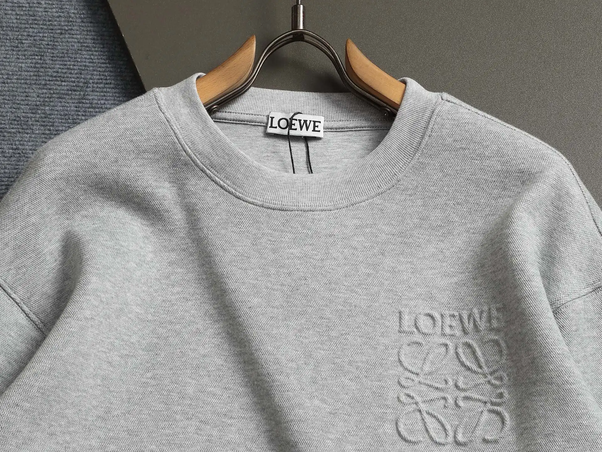 Embossed Anagram Logo Sweatshirt D17021958 — view 2