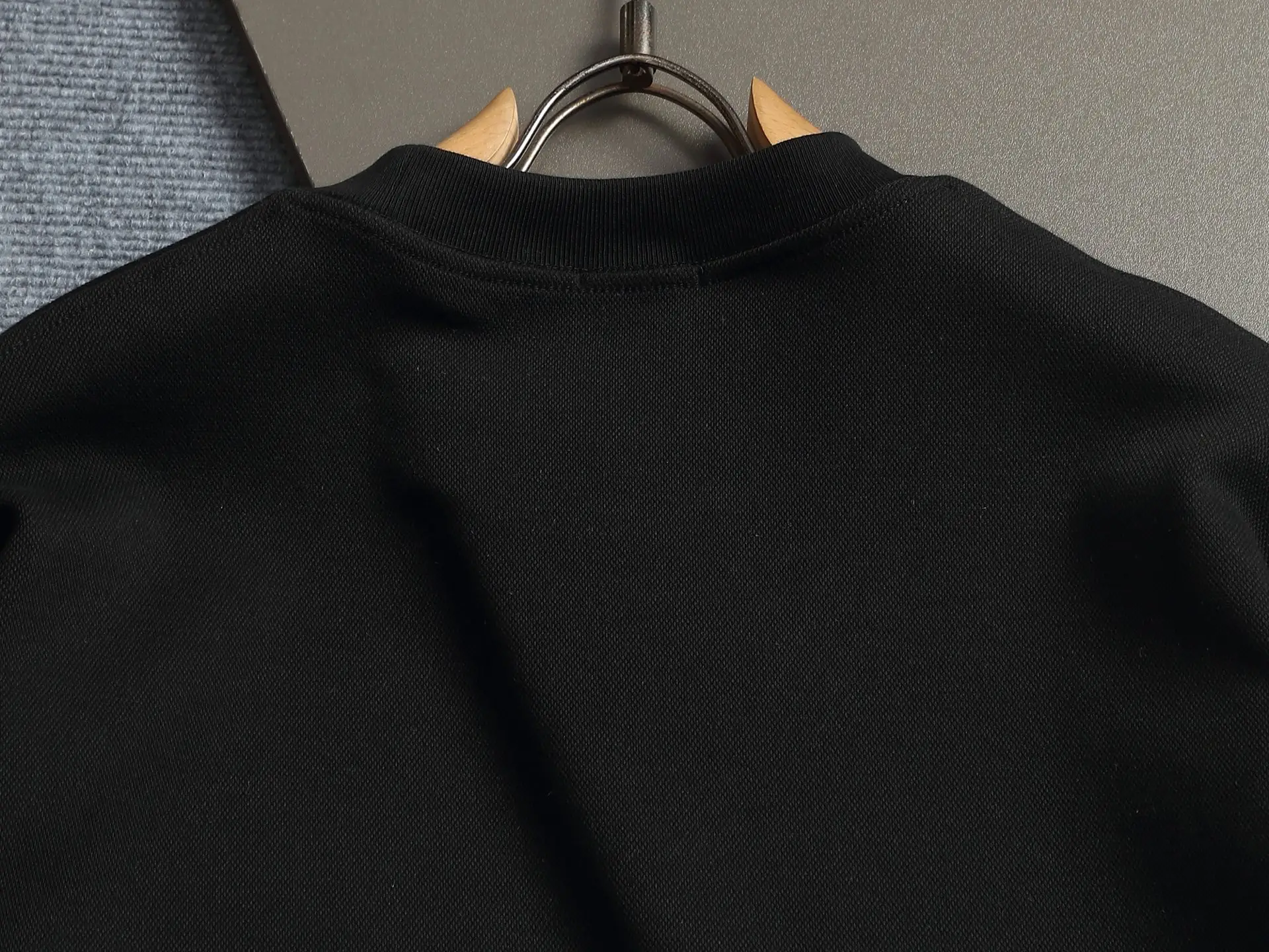 Logo-Embroidered Crew-Neck Sweatshirt D17021961 — view 9