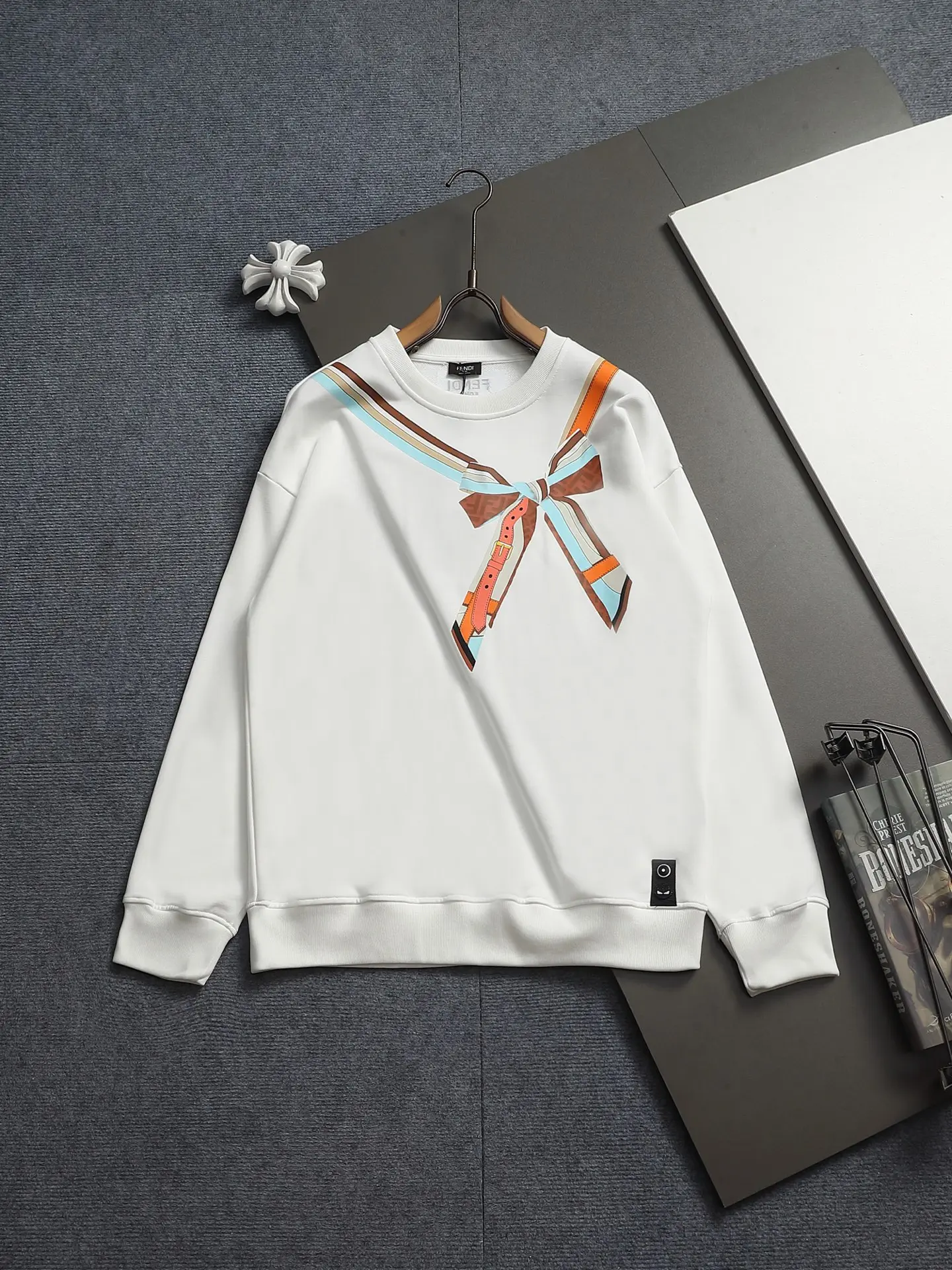 Trompe L'oeil Bow Print Sweatshirt D17021945