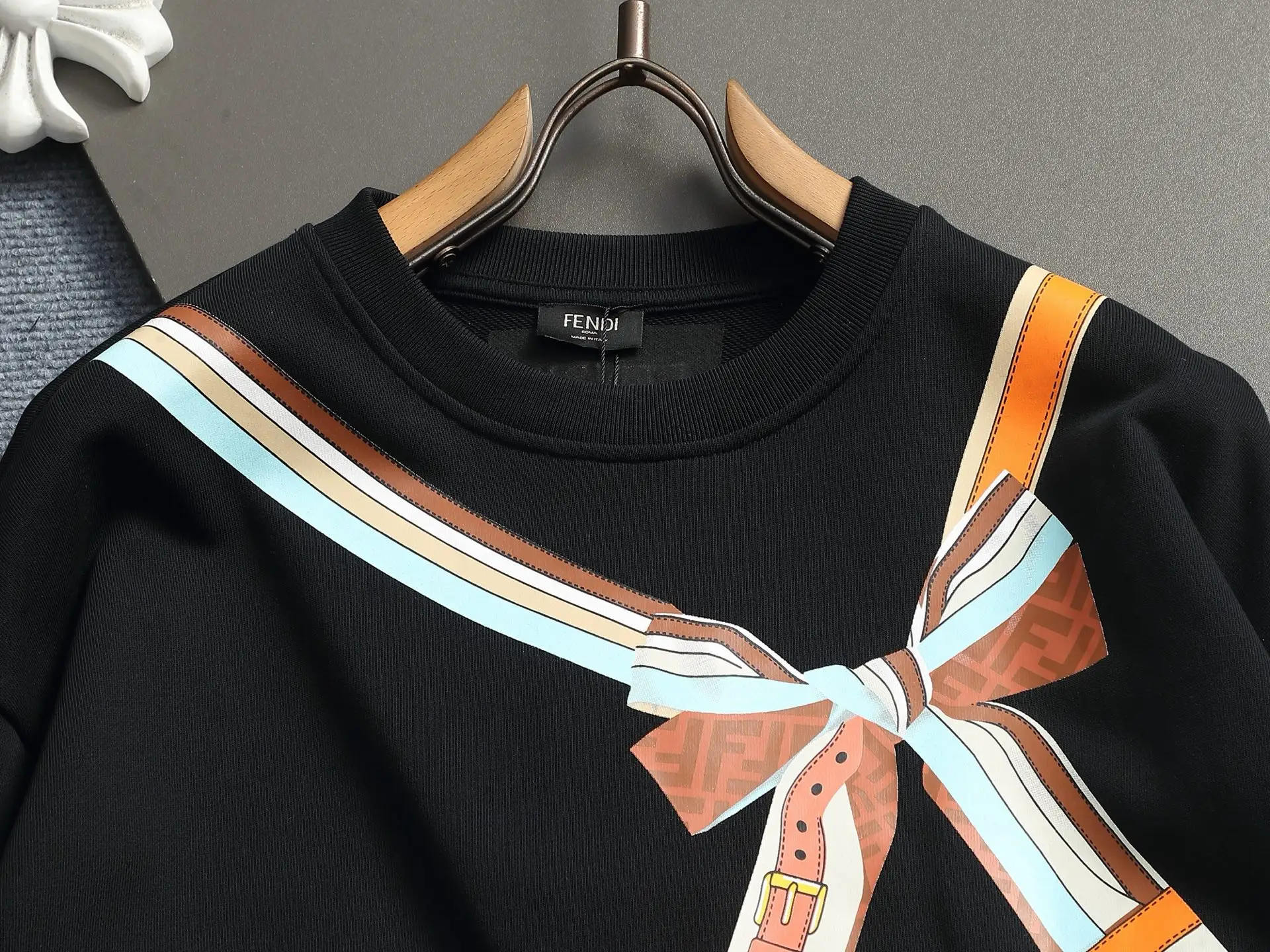 Fendi Logo Scarf Print Crew-Neck Sweatshirt D17021946 — view 2