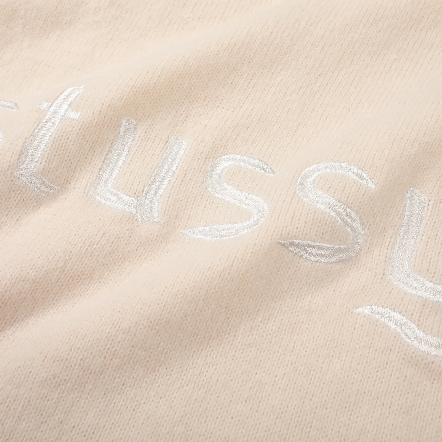 Logo-Embroidered V-Neck Knit Sweater D17021783 — view 6