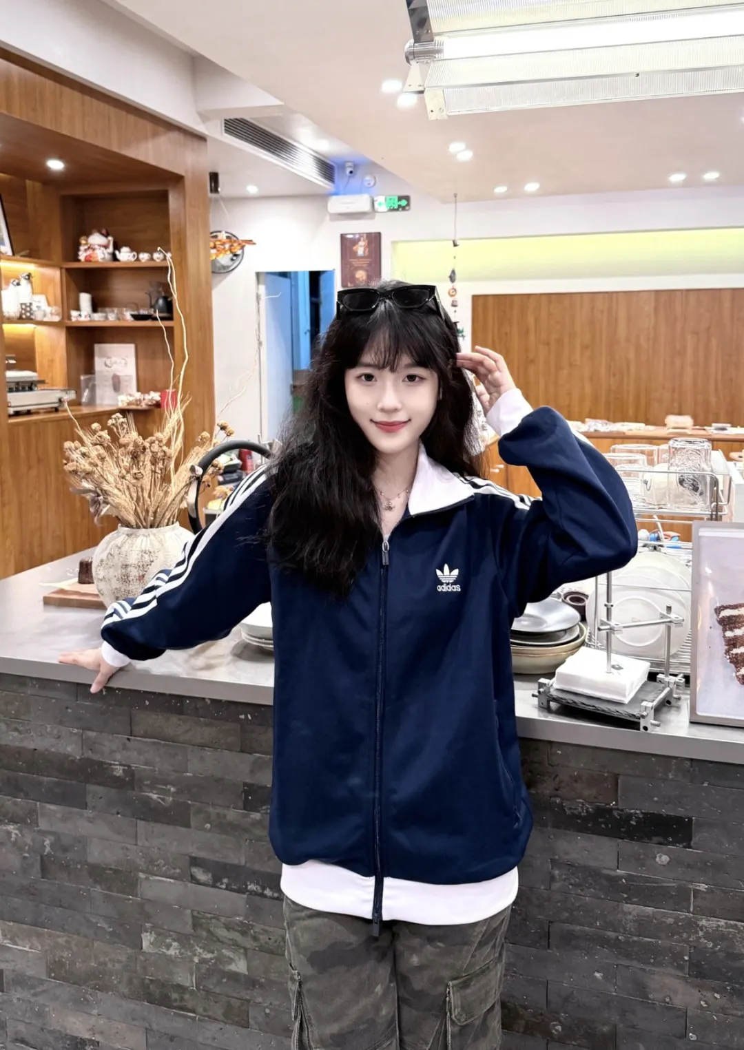 Adicolor Classics 3-Stripes Track Jacket D17021726 — view 22