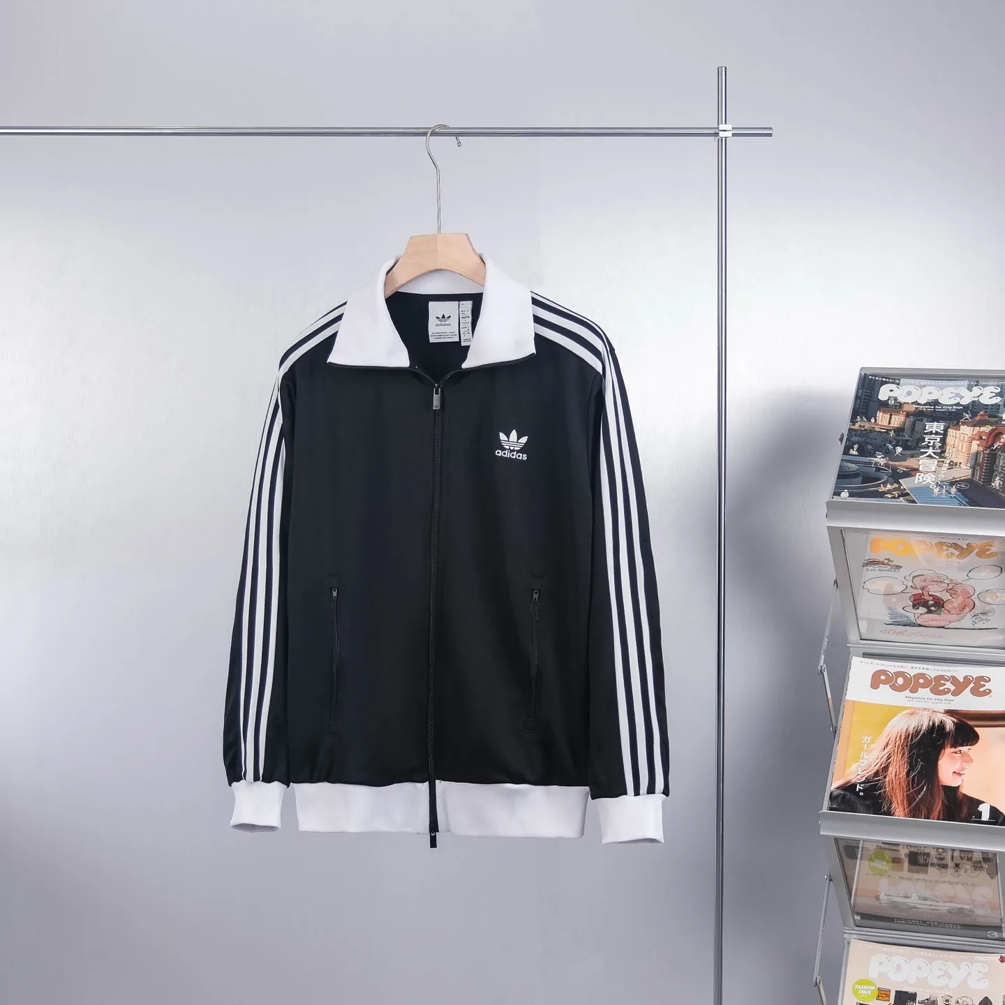 Adicolor Classics 3-Stripes Track Jacket D17021727 — view 3