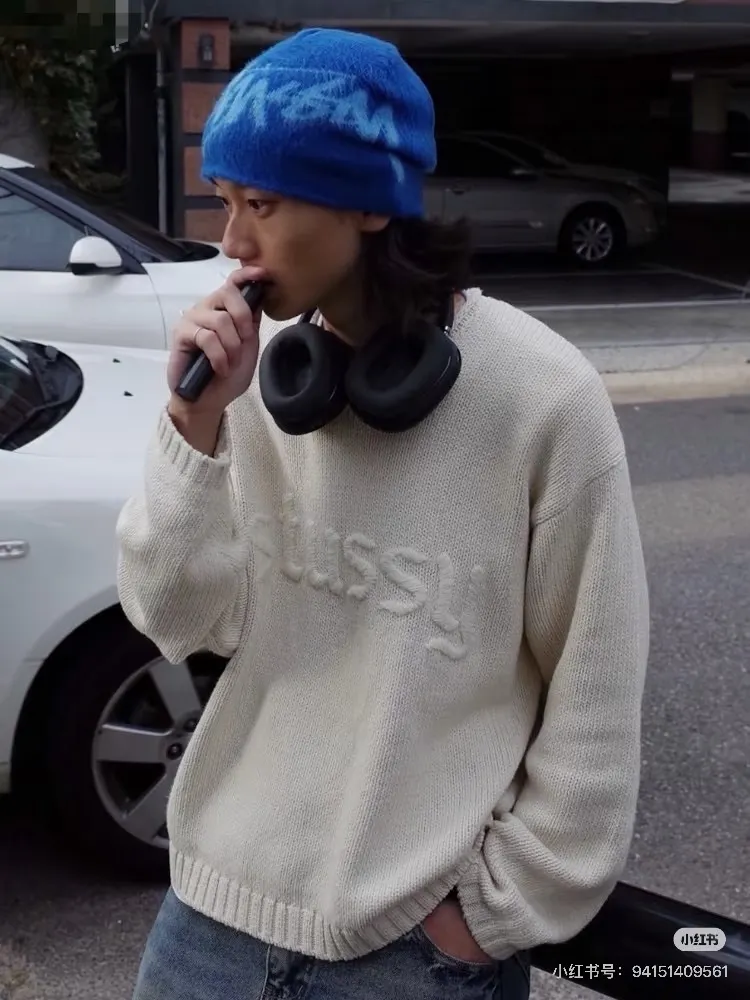 Stussy V-Neck Logo Knit Sweater D17021781 — view 5