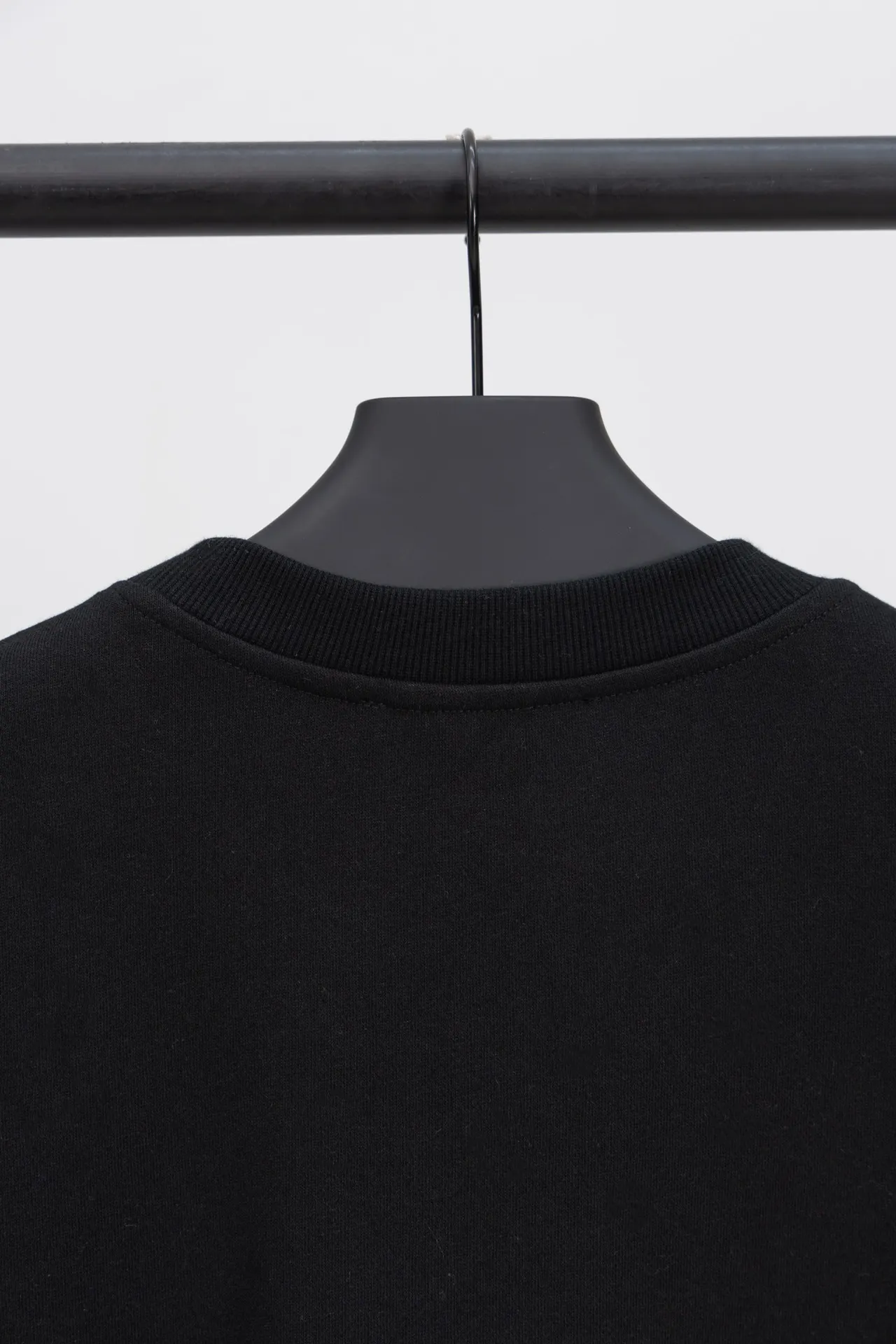 Logo-Patch Cotton-Jersey Sweatshirt D17019890 — view 4