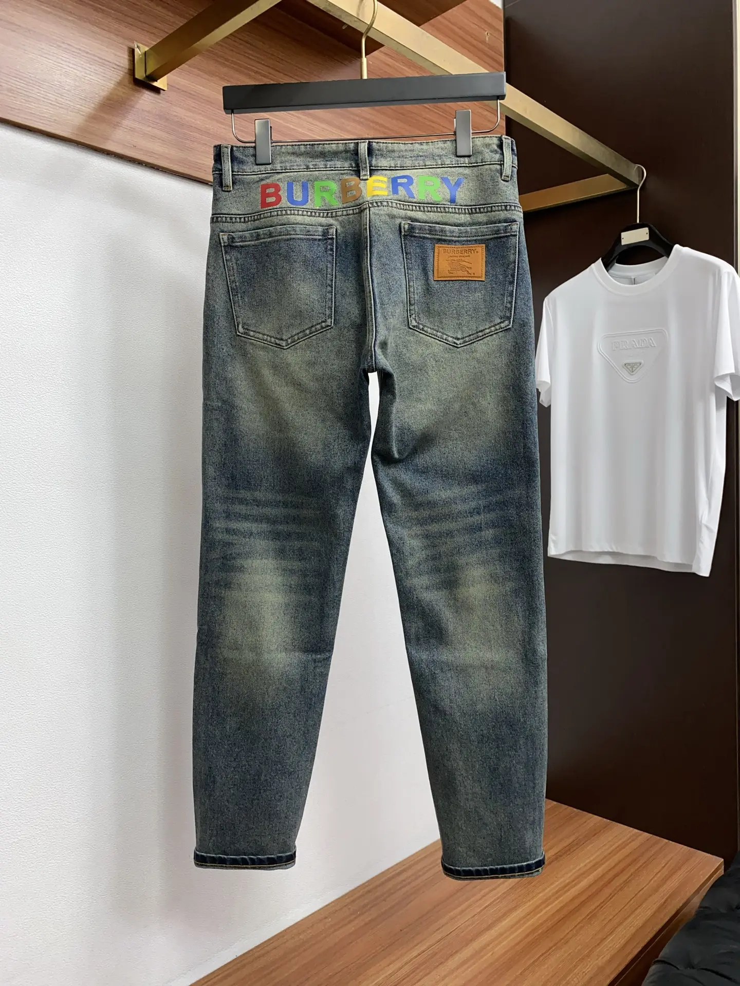 Logo Patch Slim-Straight Jeans D17522575 — view 2