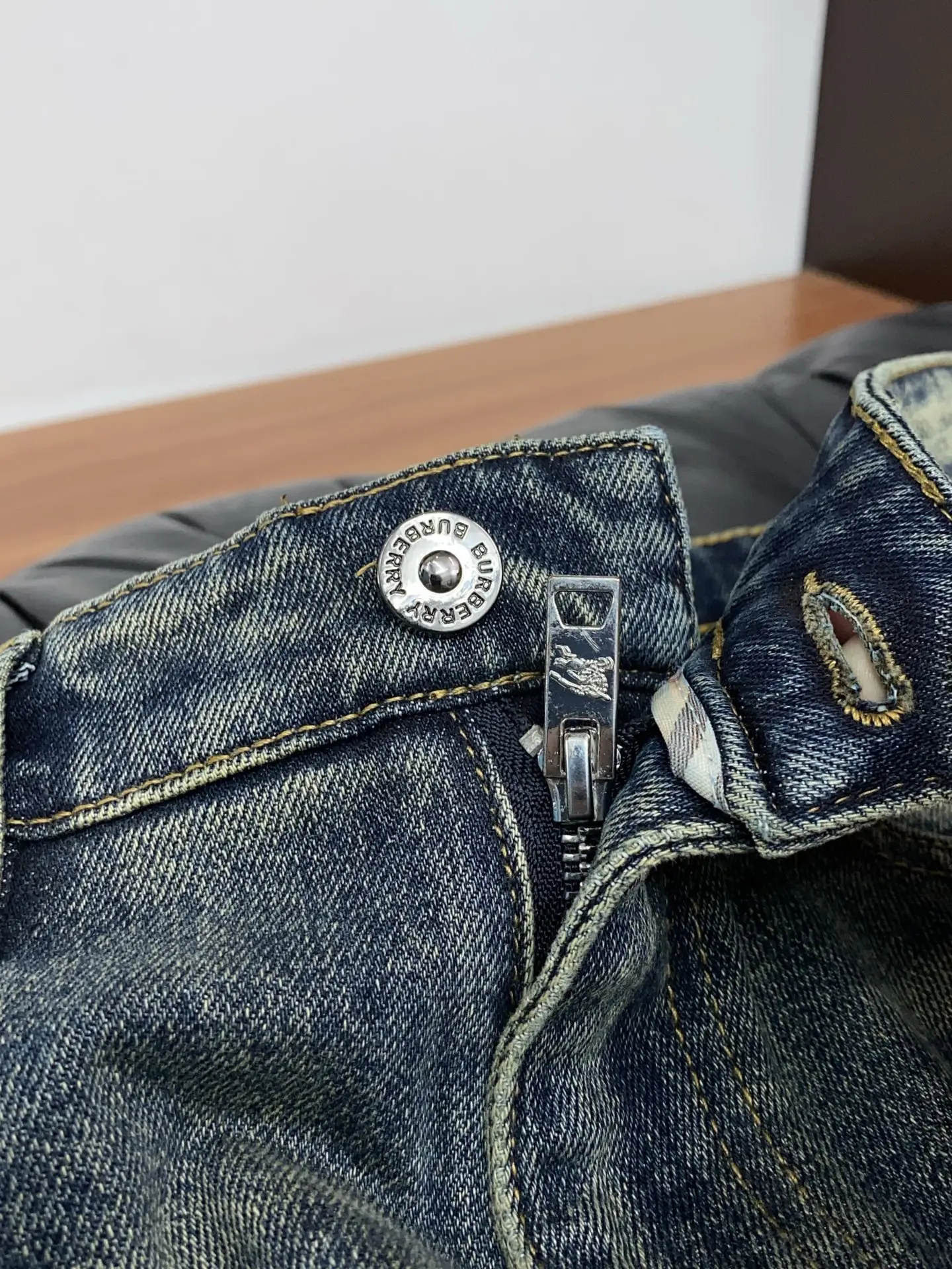 Slim-Fit Straight-Leg Check Pocket Jeans D17522583 — view 5