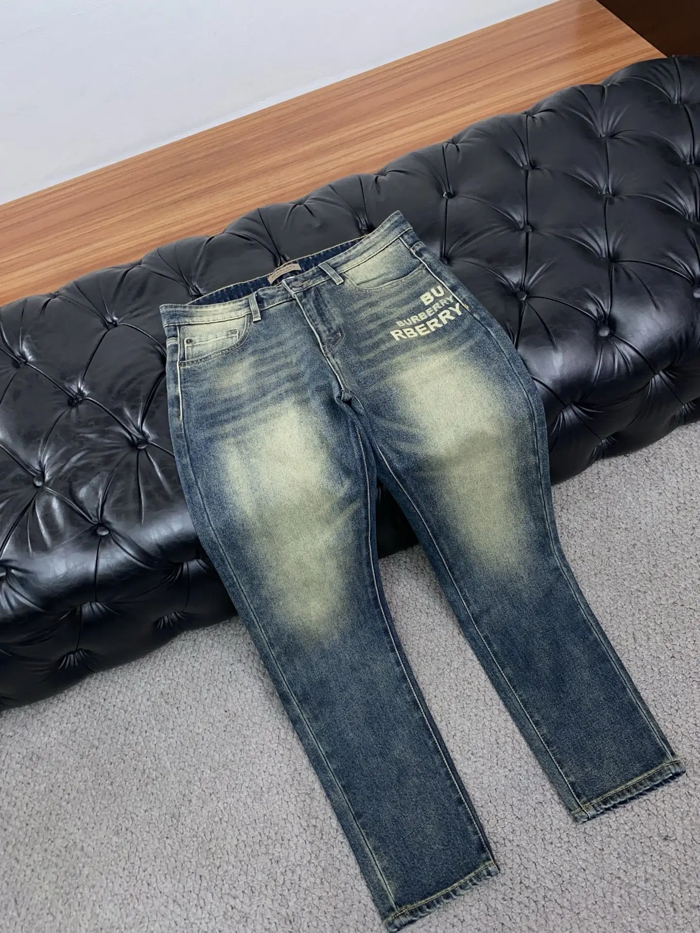 Slim-Fit Straight-Leg Check Pocket Jeans D17522583 — view 7