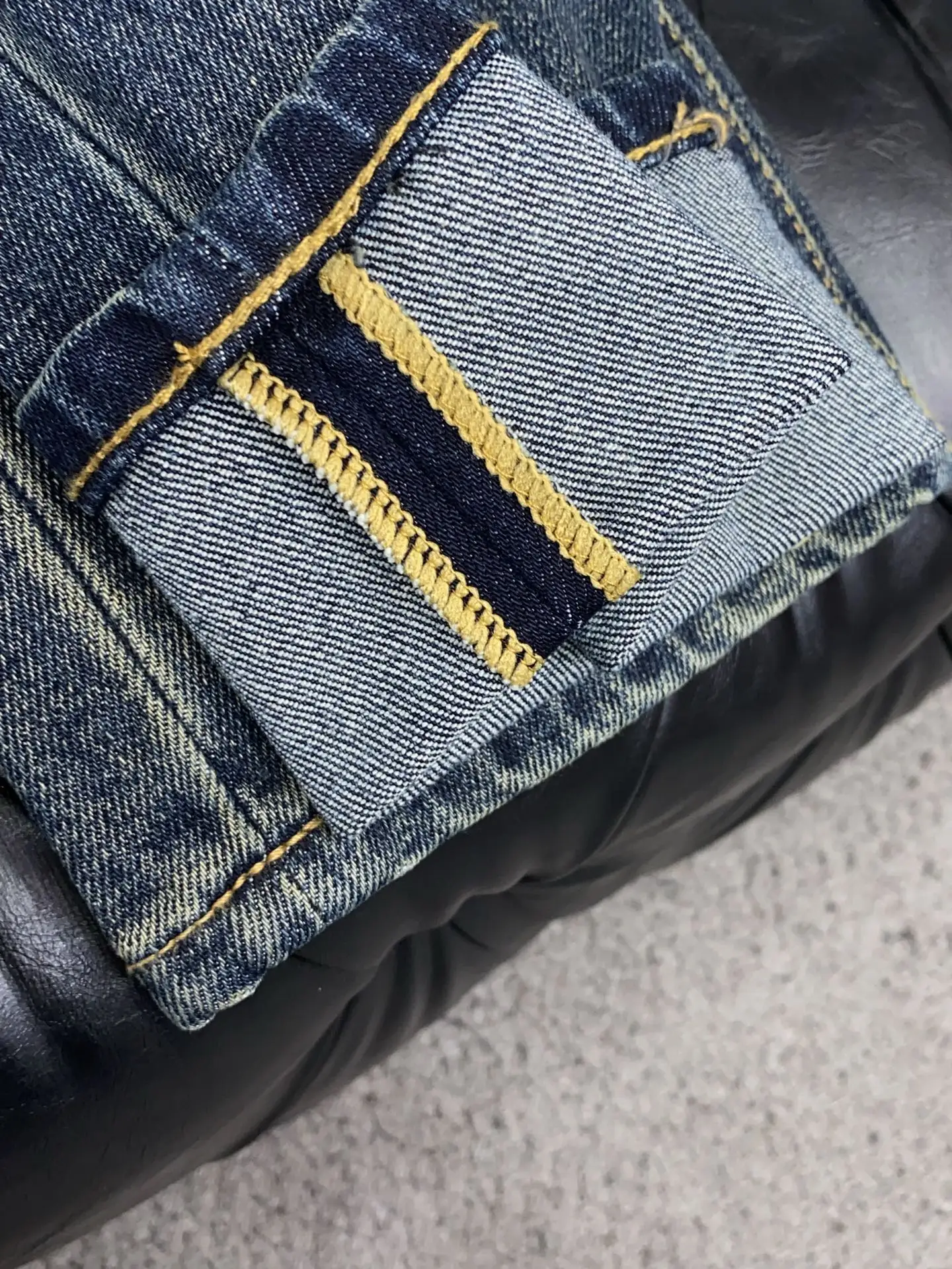 Slim-Fit Straight-Leg Check Pocket Jeans D17522583 — view 8