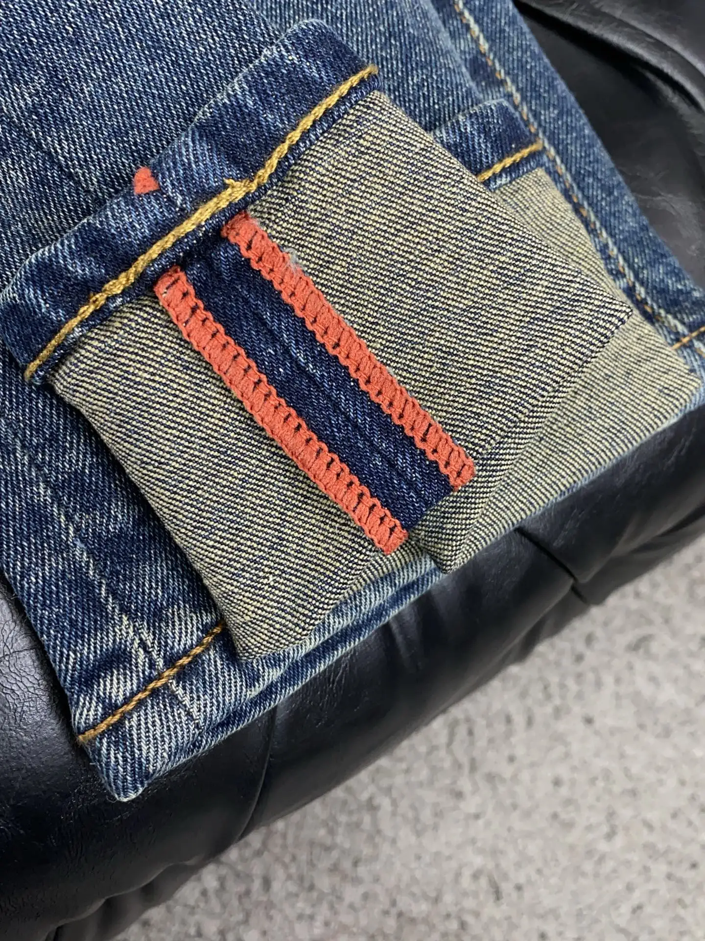 Slim-Fit Straight-Leg Jeans with Triangle Logo D17522582 — view 7