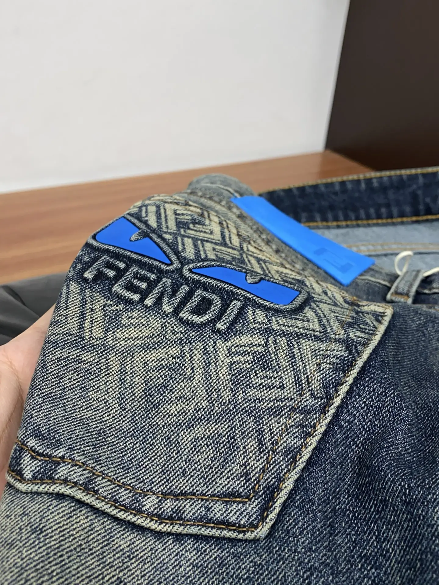 Slim-Fit Straight-Leg Jeans with Logo Patch D17522577 — view 6