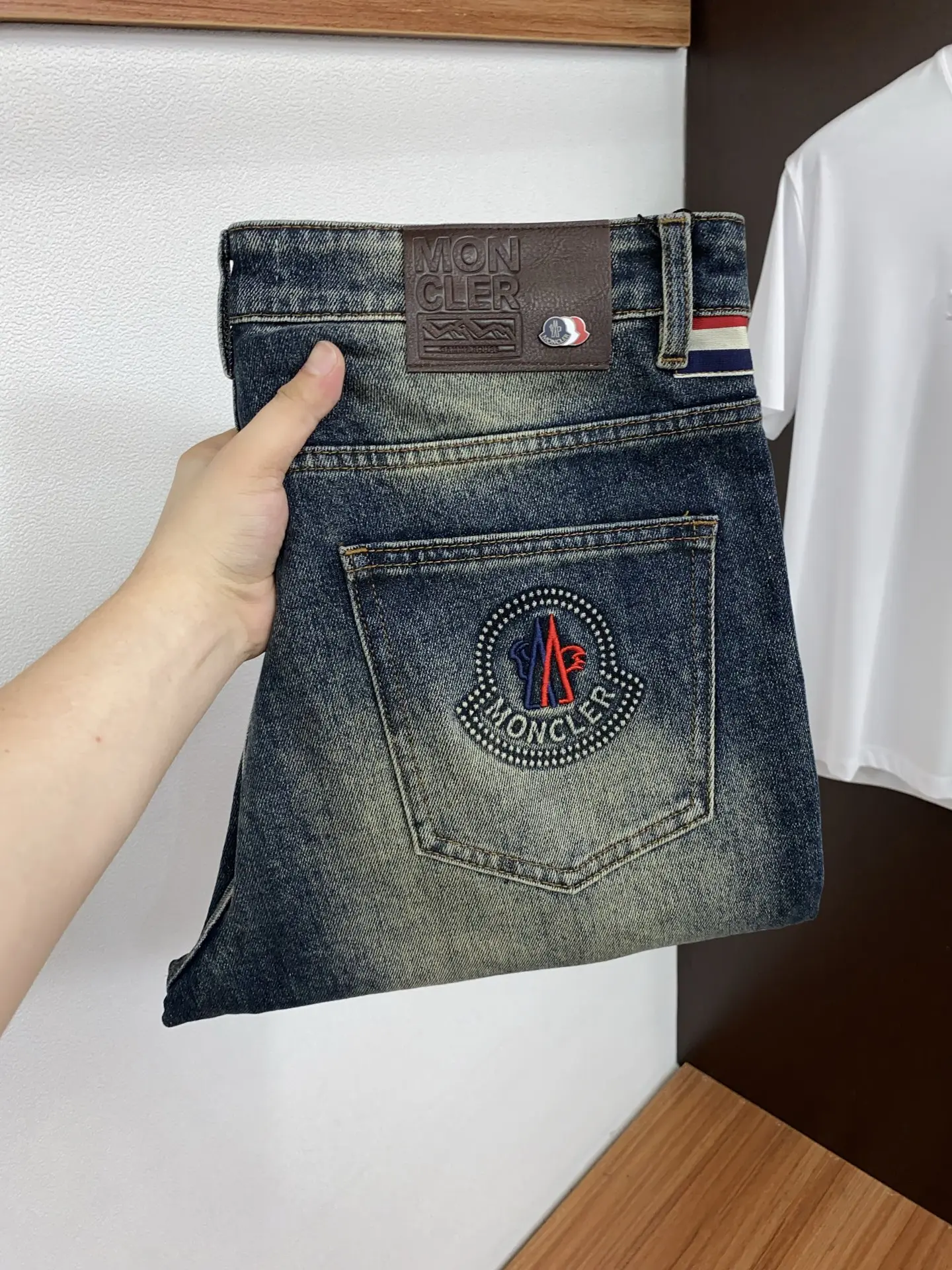 Moncler Slim-Fit Straight-Leg Jeans D17522571
