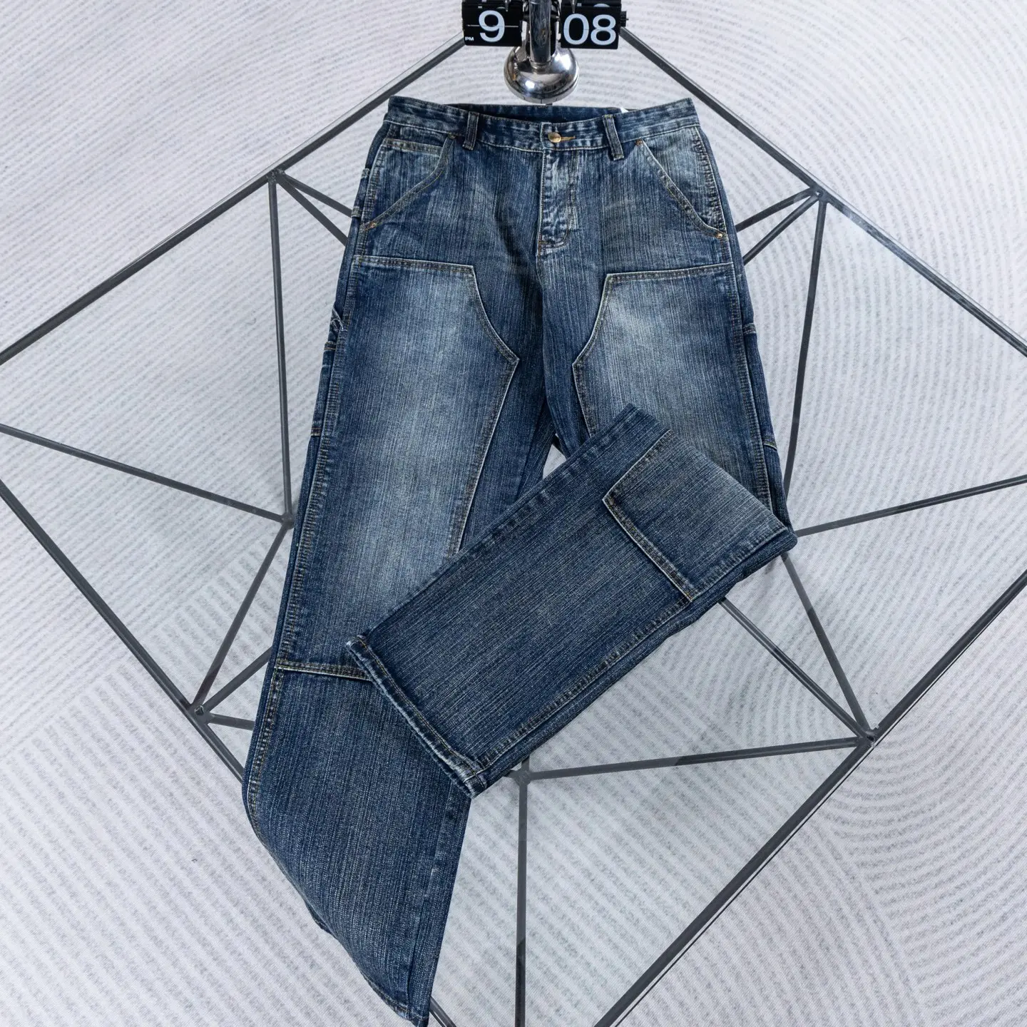 Double-Knee Straight-Leg Logger Jeans D17522601