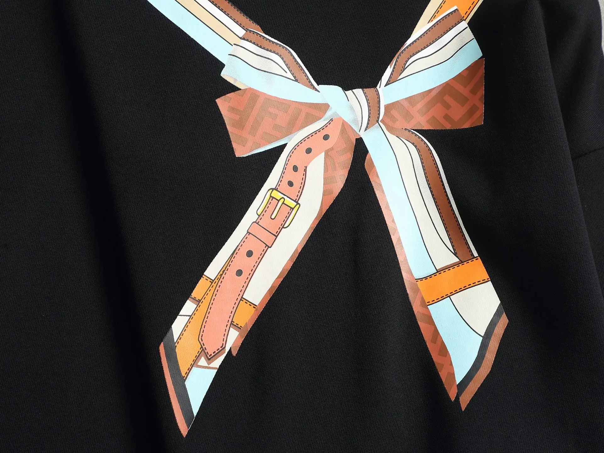 Trompe L'oeil Bow Print Sweatshirt D17520214 — view 4