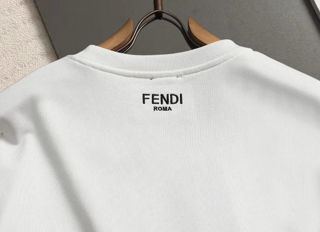 Bow-Print Crew-Neck Sweatshirt D17520215 — view 9
