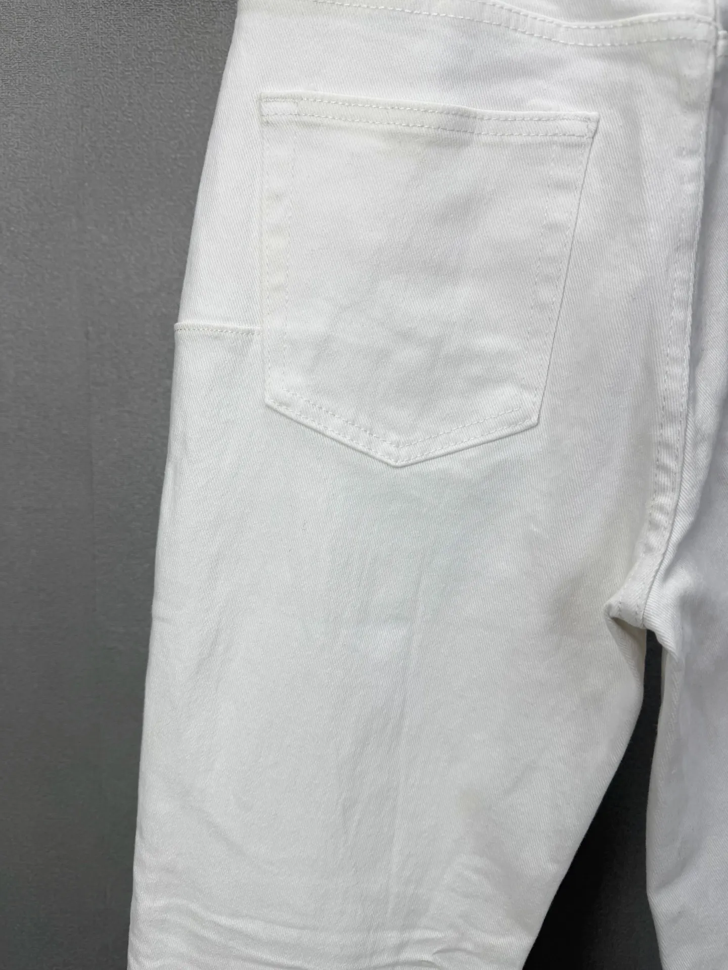 Crinkled Flare-Leg Stretch Jeans D17521875 — view 10