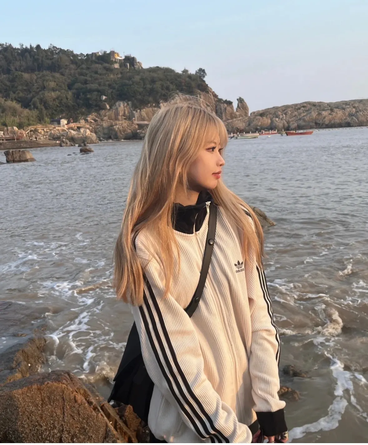 Waffle-Knit Zip-Up Track Jacket D17521734 — view 16