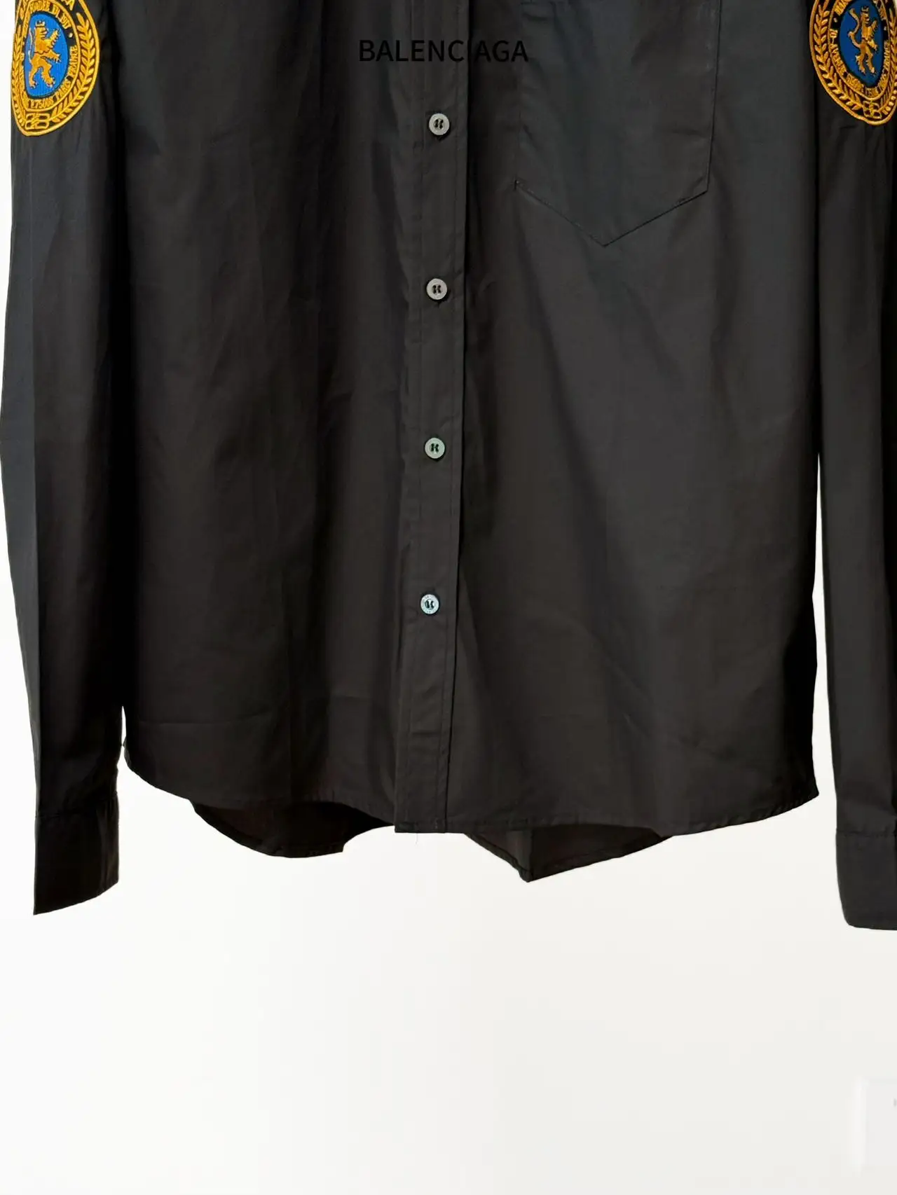 Embroidered Crest Logo Long-Sleeve Shirt D17519830 — view 7