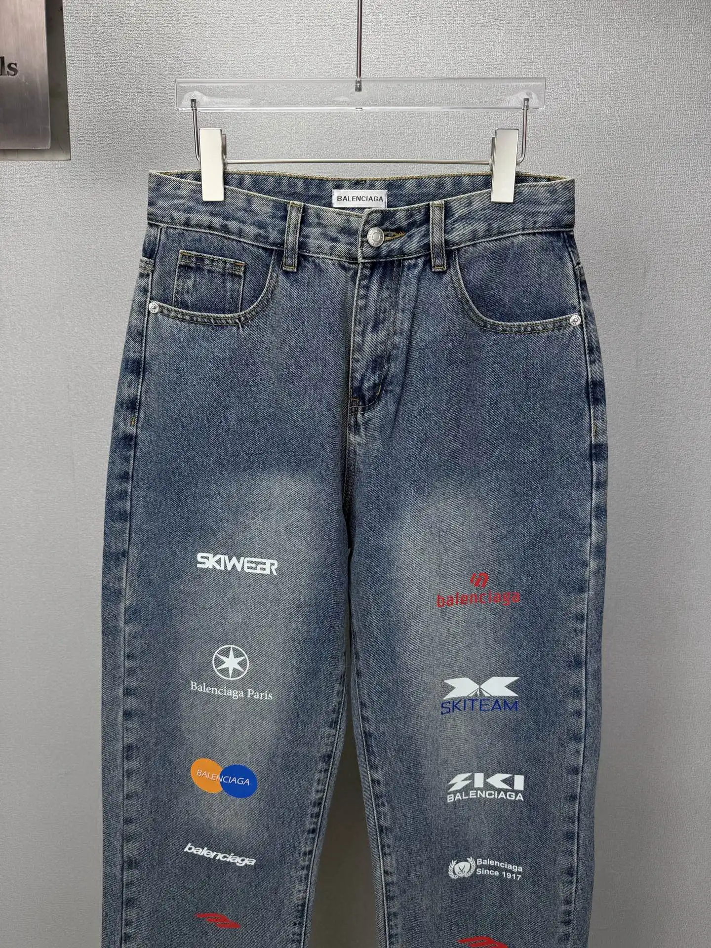 Multi-Logo Embroidered Wide-Leg Jeans D18021876 — view 5