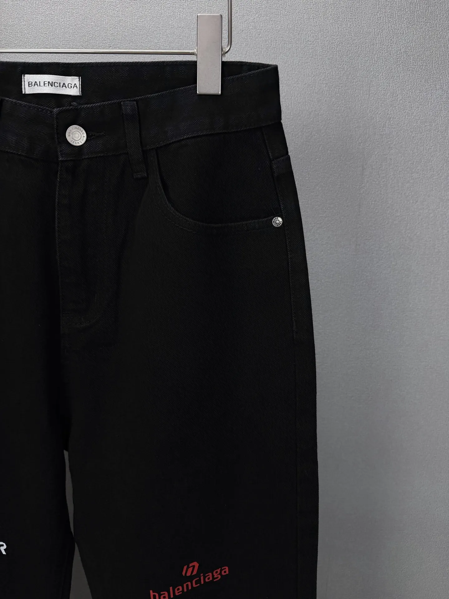 Multi-Logo Embroidered Wide-Leg Jeans D18021878 — view 4