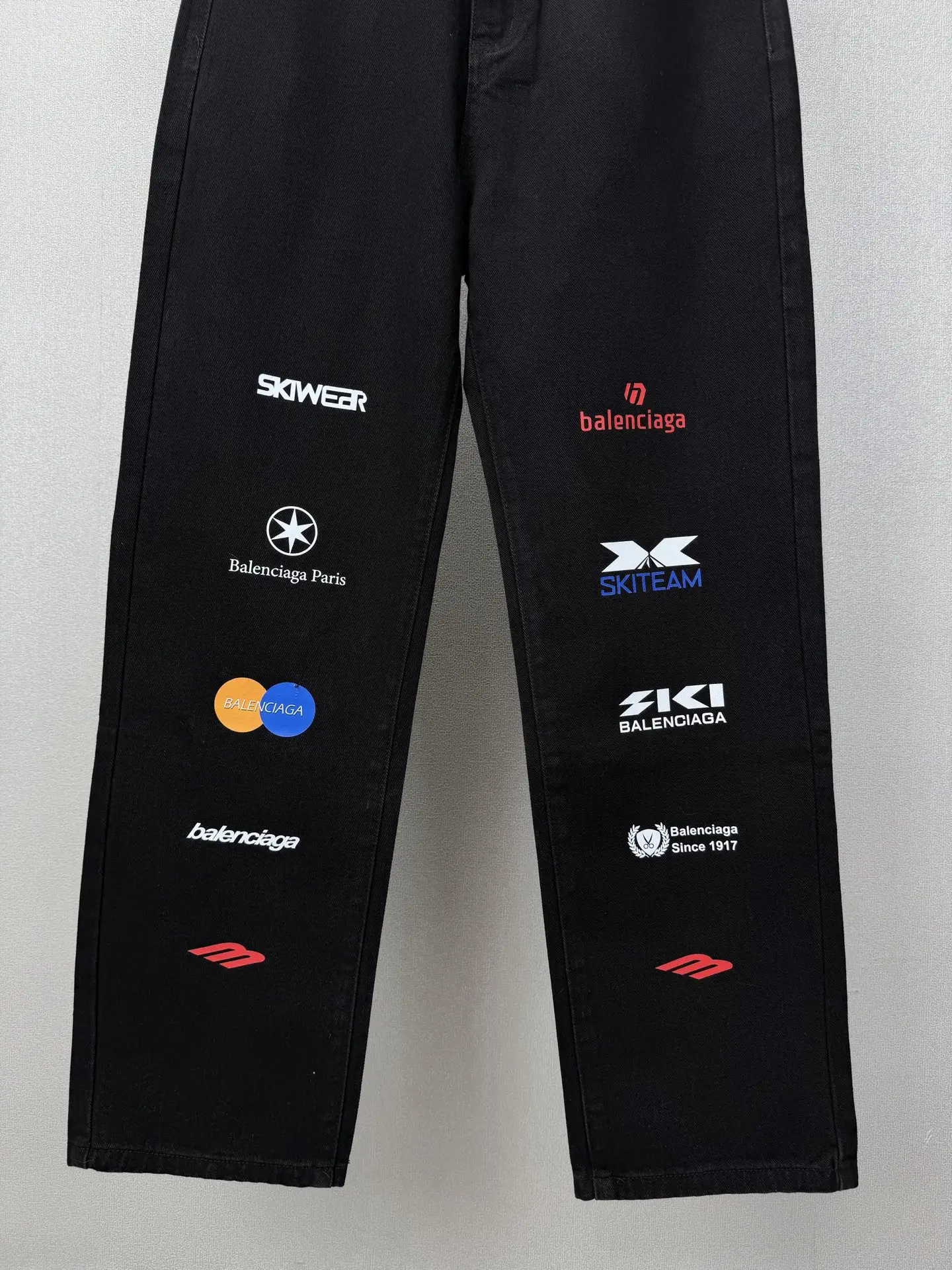 Multi-Logo Embroidered Wide-Leg Jeans D18021878 — view 7