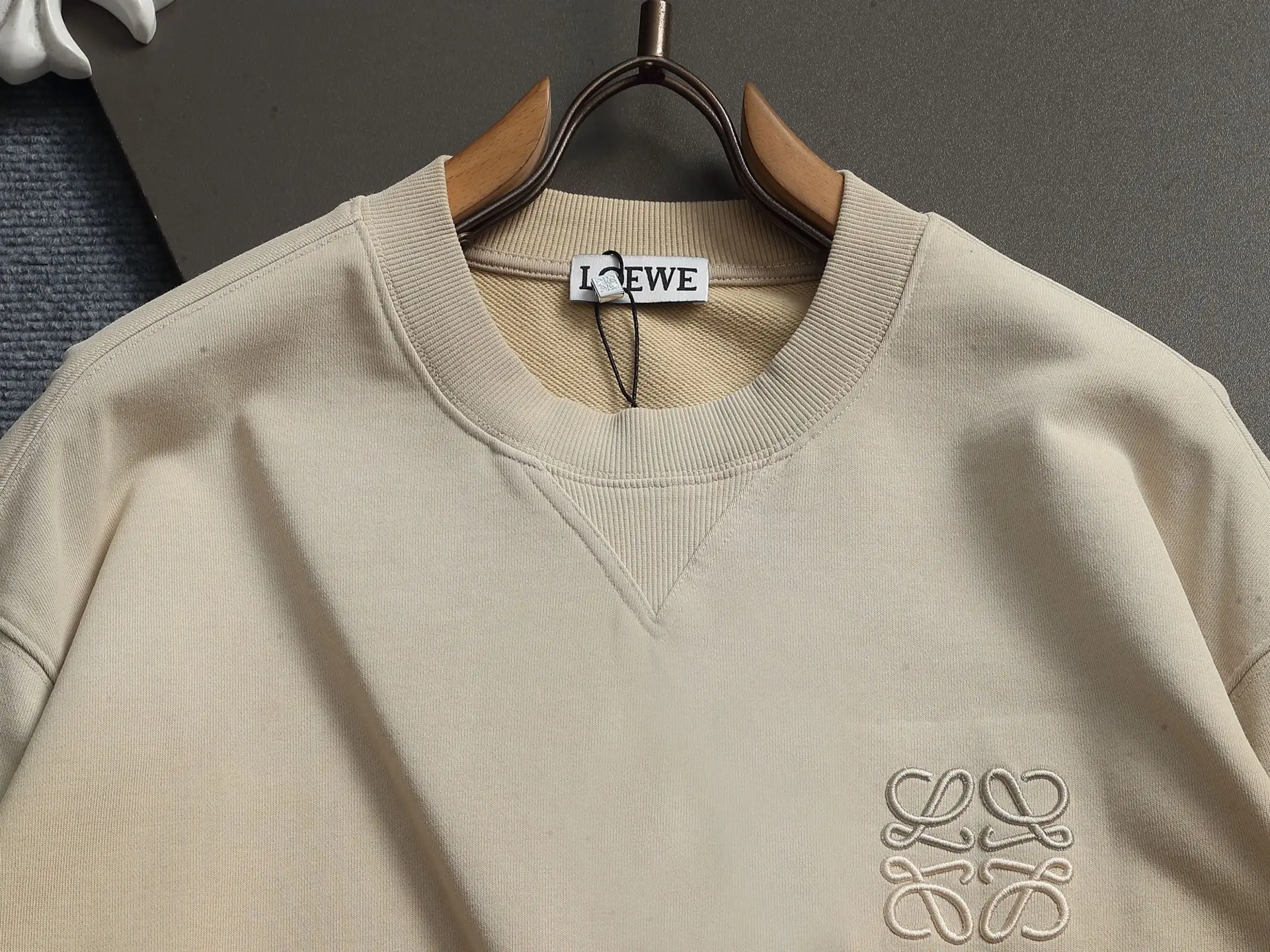 Anagram Embroidered Tie-Dye Sweatshirt D18021935 — view 2