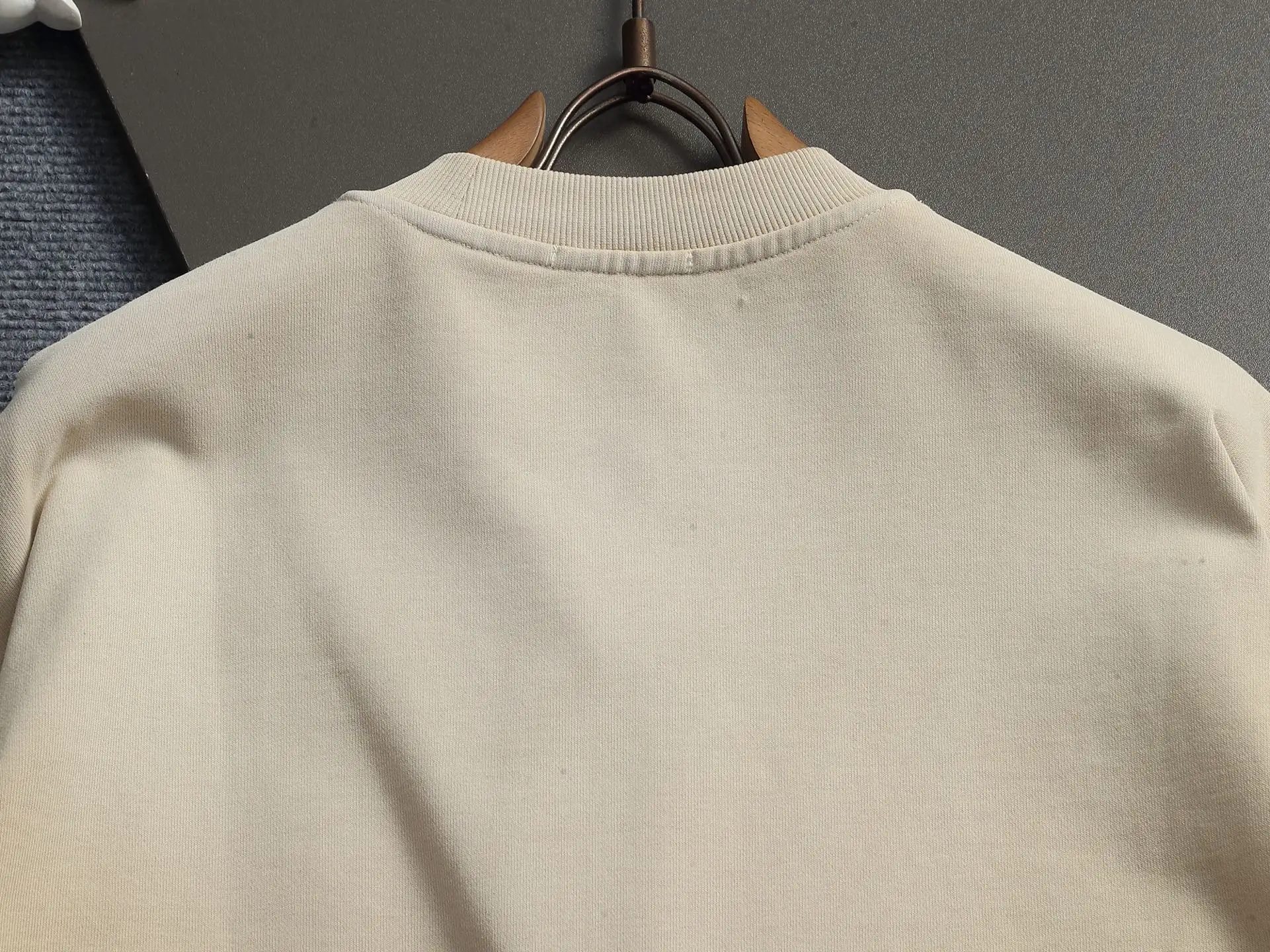 Anagram Embroidered Tie-Dye Sweatshirt D18021935 — view 9