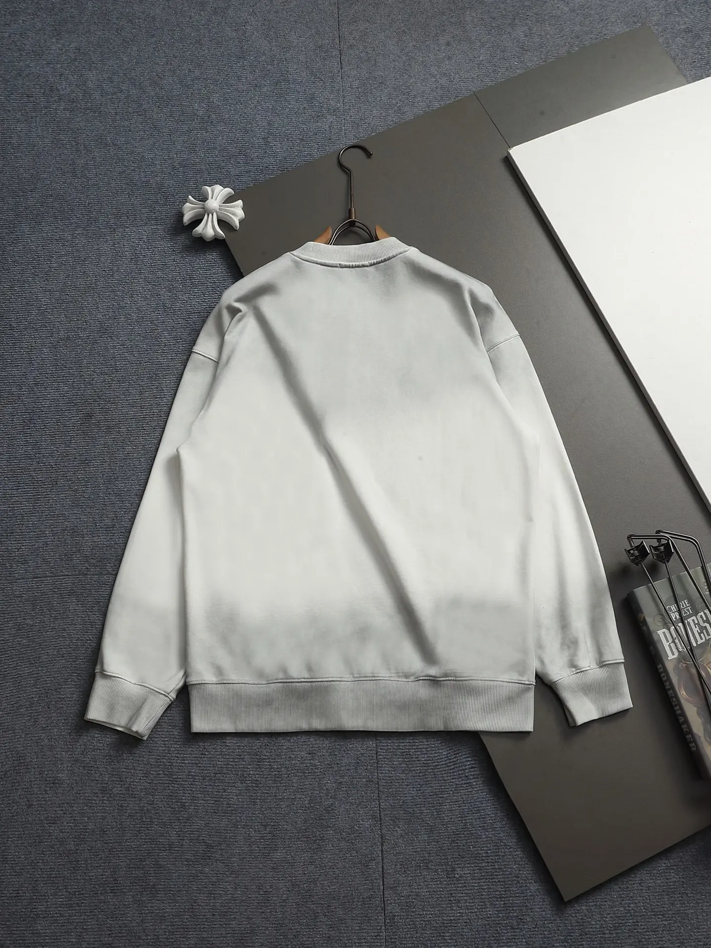 Anagram Embroidered Tie-Dye Sweatshirt D18021934 — view 10