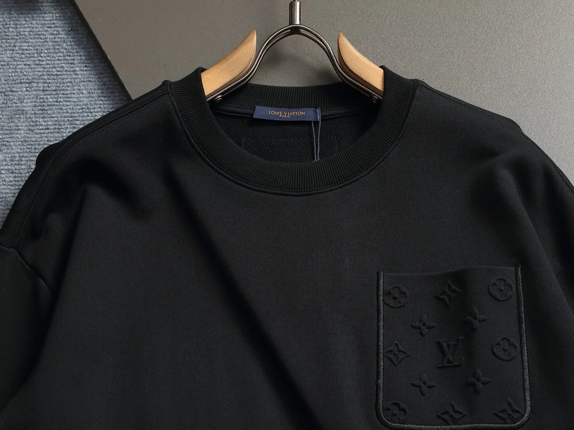Embossed Monogram Pocket Sweatshirt D18021944 — view 2