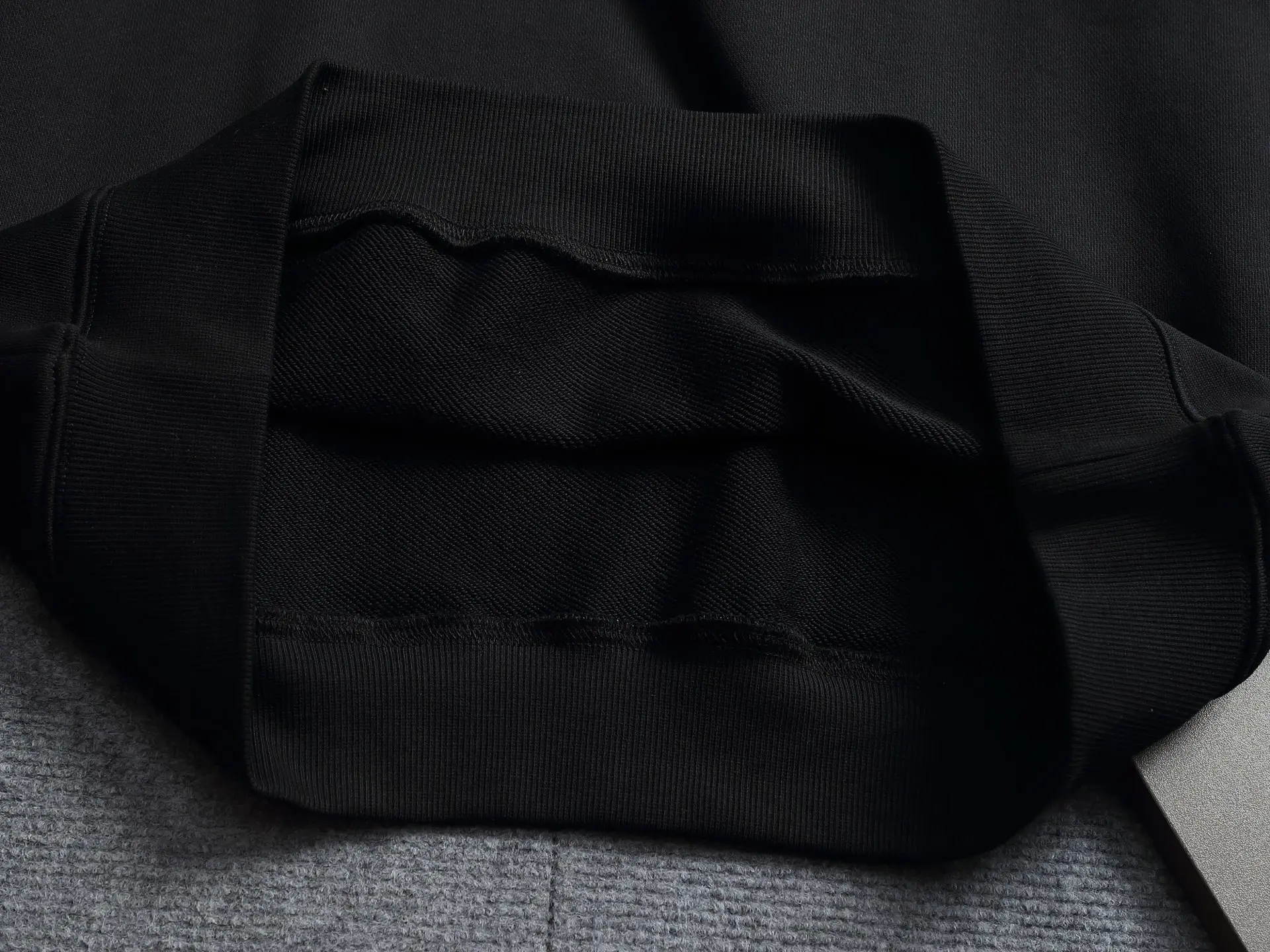 Logo Embroidered Crew-Neck Sweatshirt D18021956 — view 7