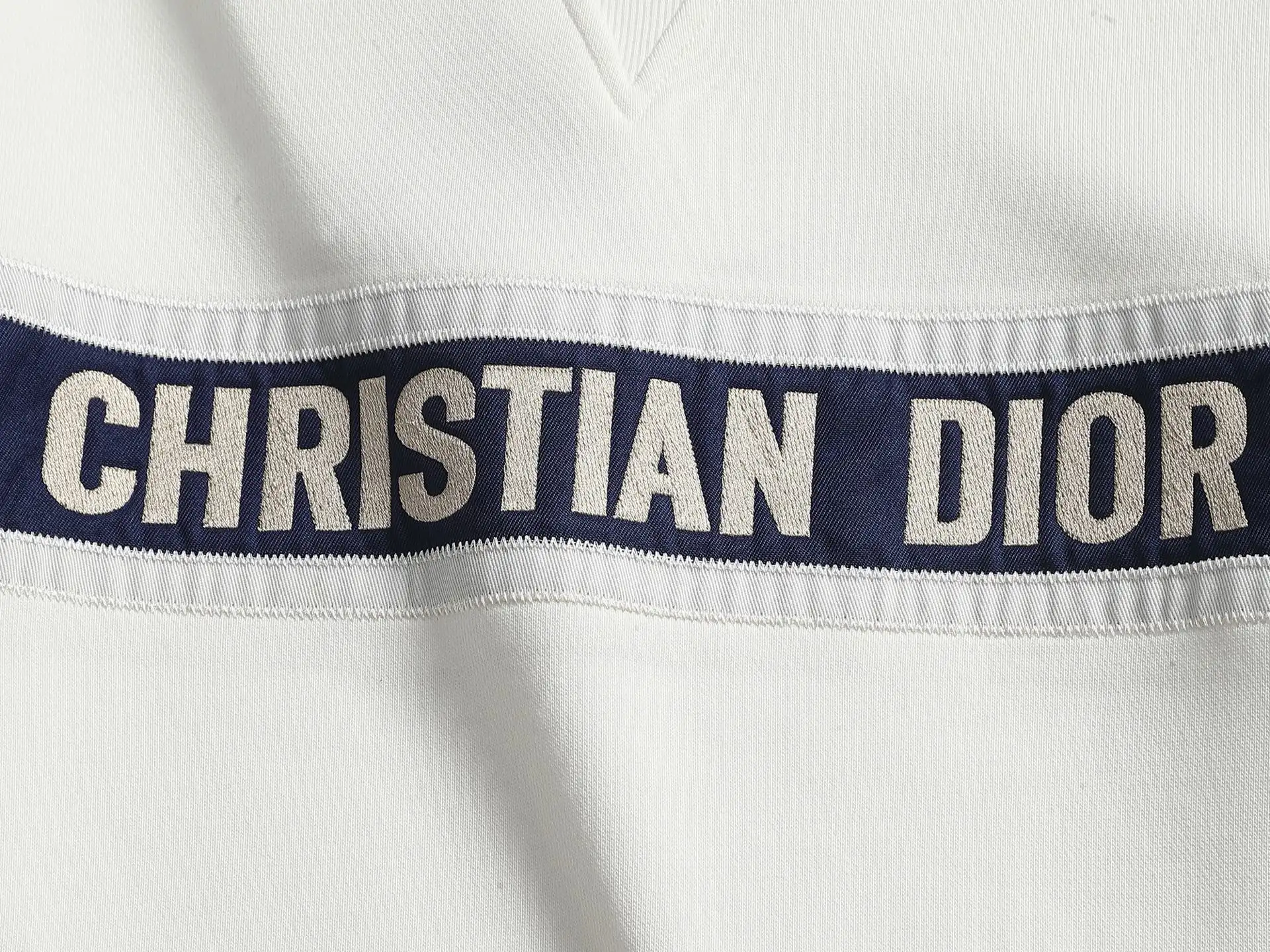 Logo Embroidery Crew-Neck Sweatshirt D18021937 — view 2