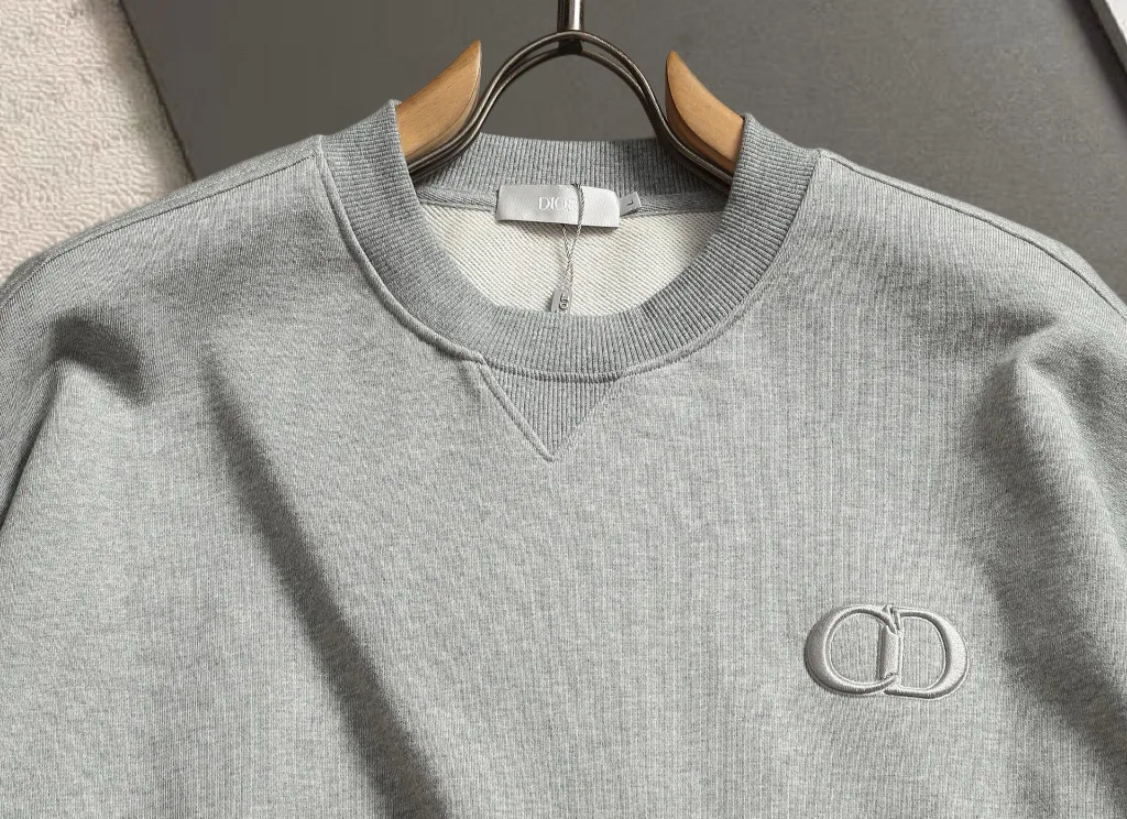 CD Icon Embroidered Crew-Neck Sweatshirt D18020196 — view 3