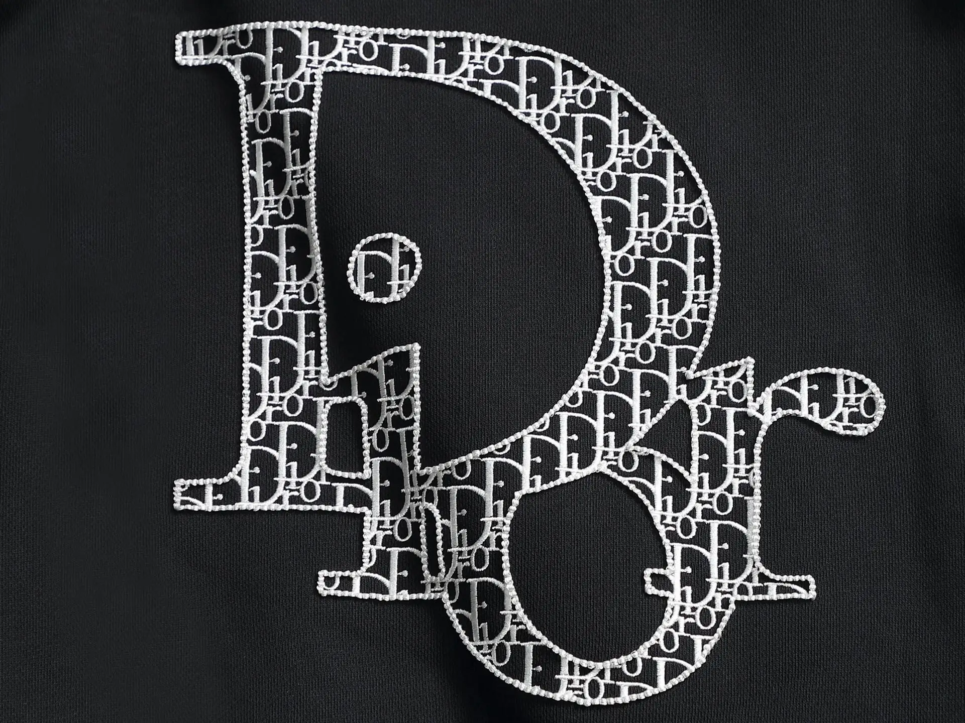 CD Logo Embroidered Crew-Neck Sweatshirt D18021954 — view 10