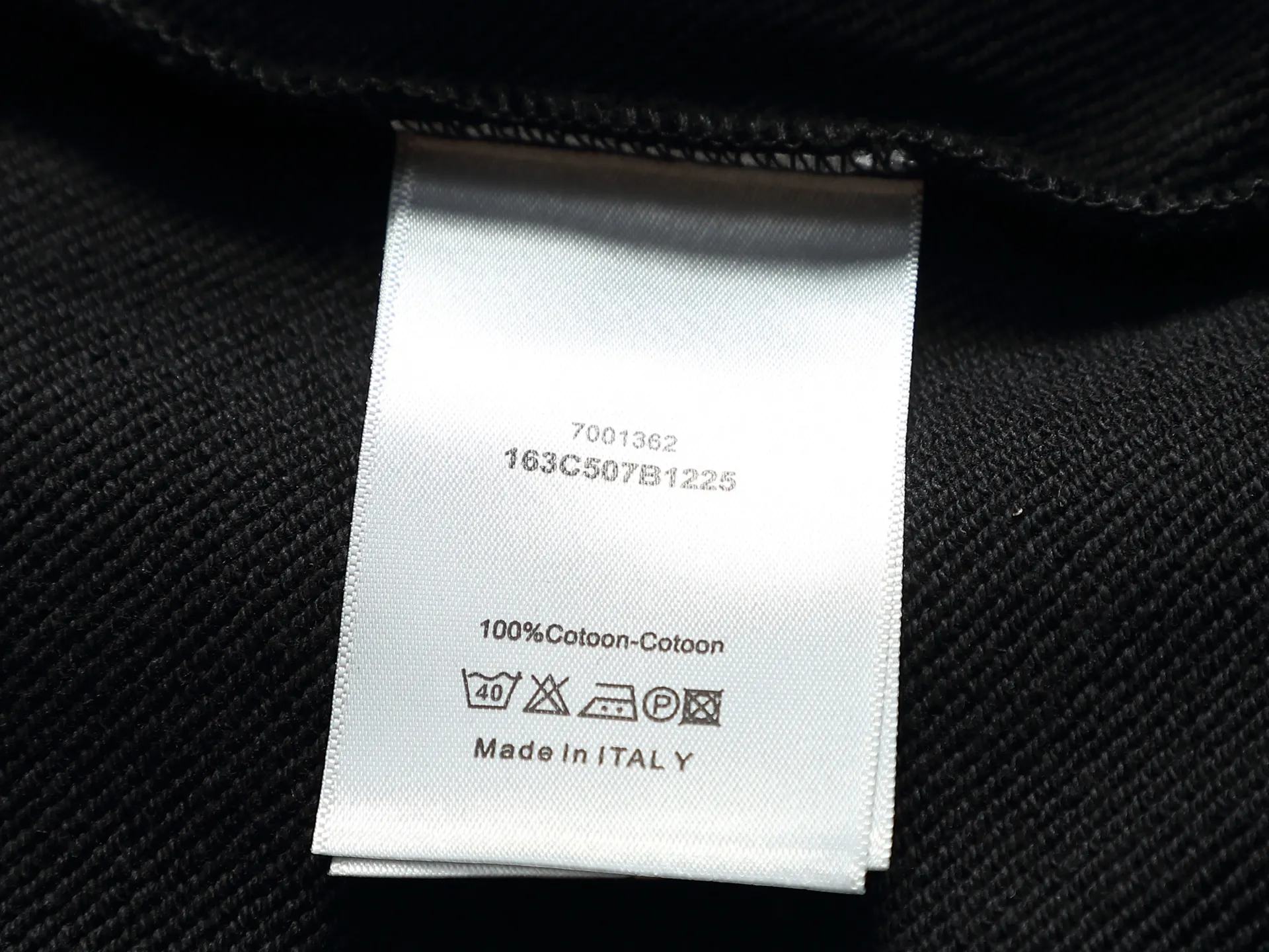 CD Icon Embroidered Crew-Neck Sweatshirt D18020197 — view 6