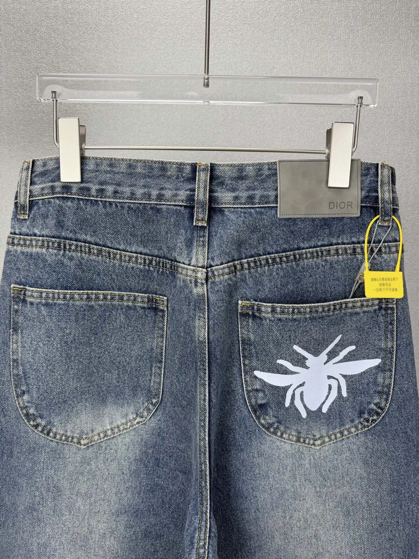 Logo-Embroidered Straight-Leg Jeans D18021865 — view 9