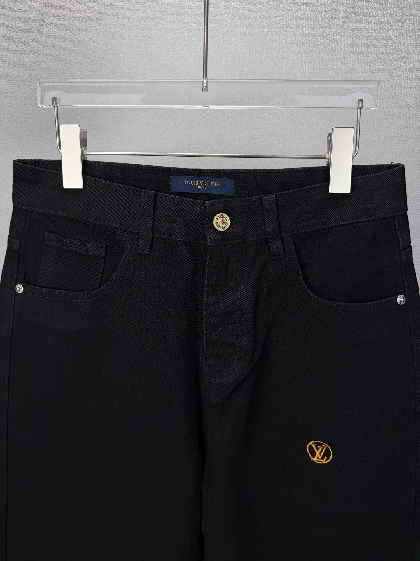 Logo Embroidered Straight-Leg Jeans D18021873 — view 3