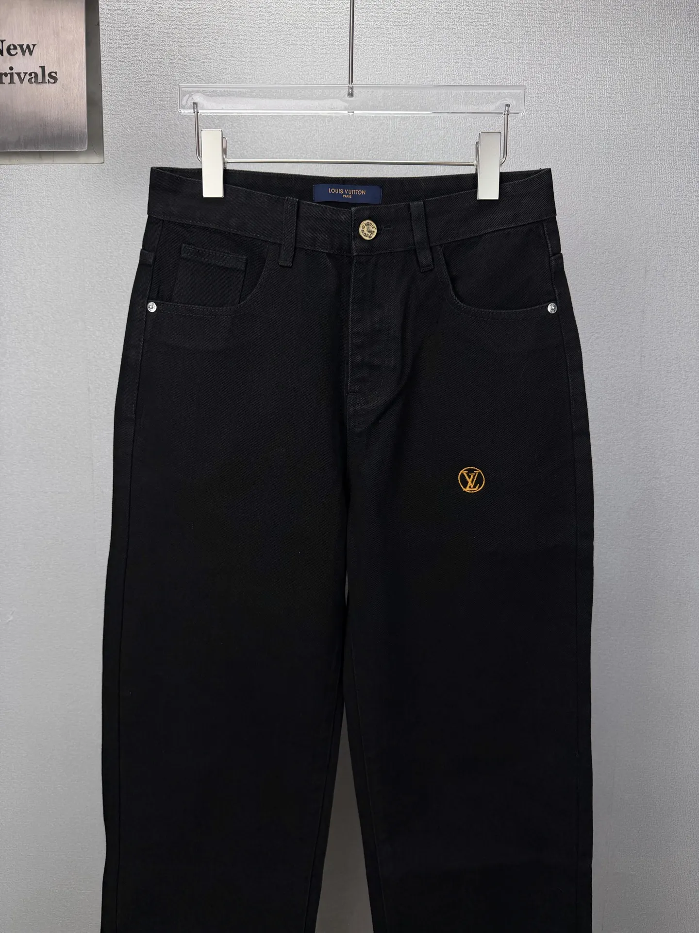 Logo Embroidered Straight-Leg Jeans D18021873 — view 5