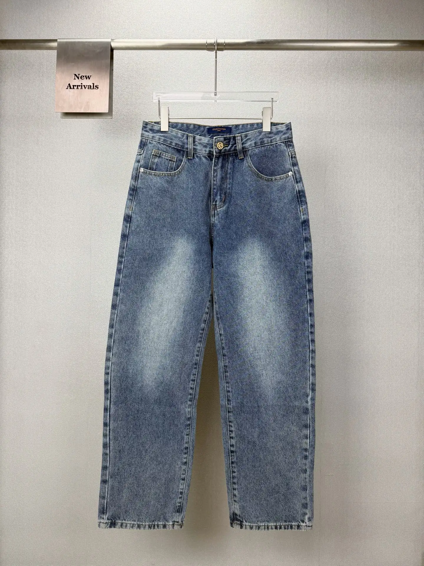 Straight-Leg Washed Denim Jeans D18021871