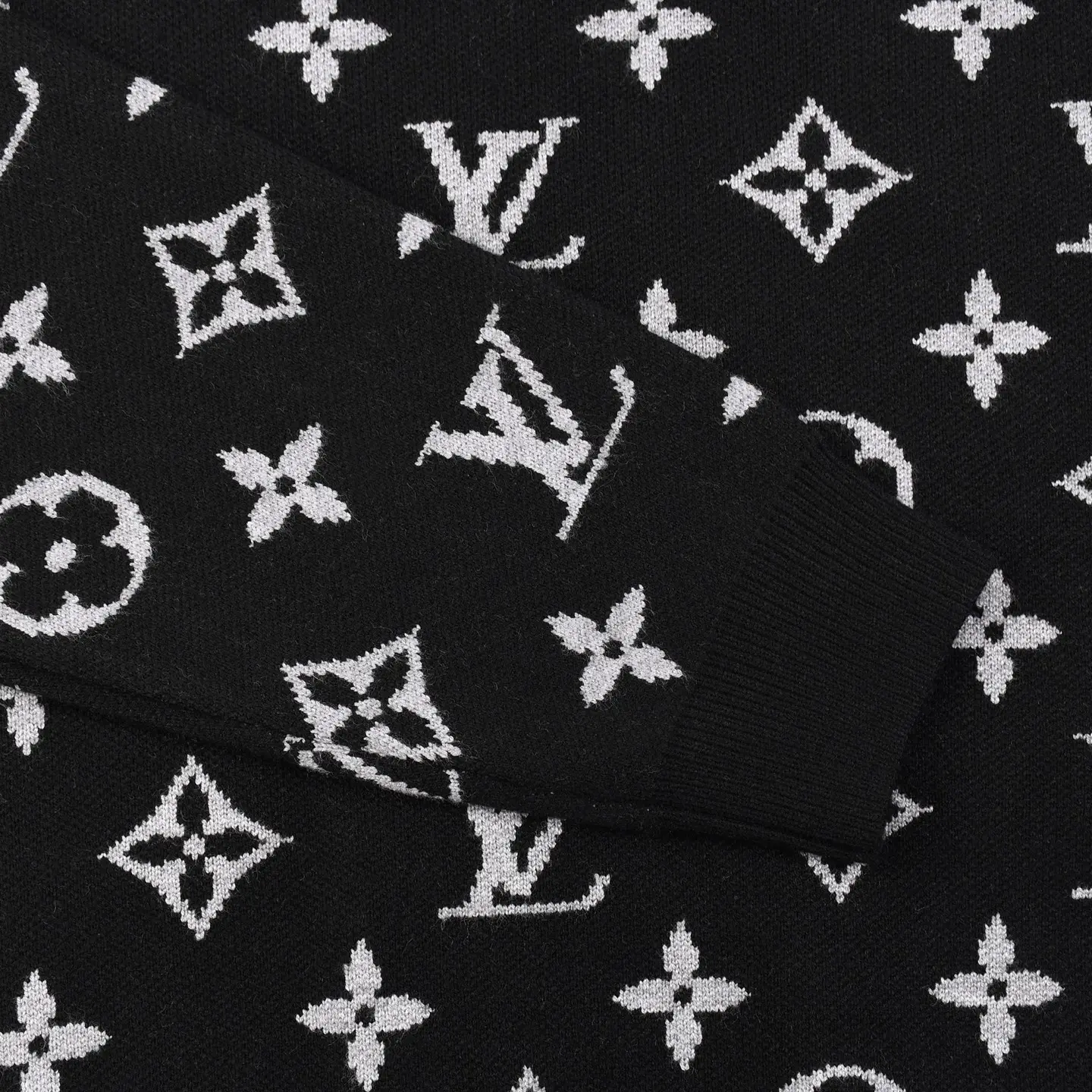 Monogram Jacquard Crew-Neck Sweater D18020333 — view 7