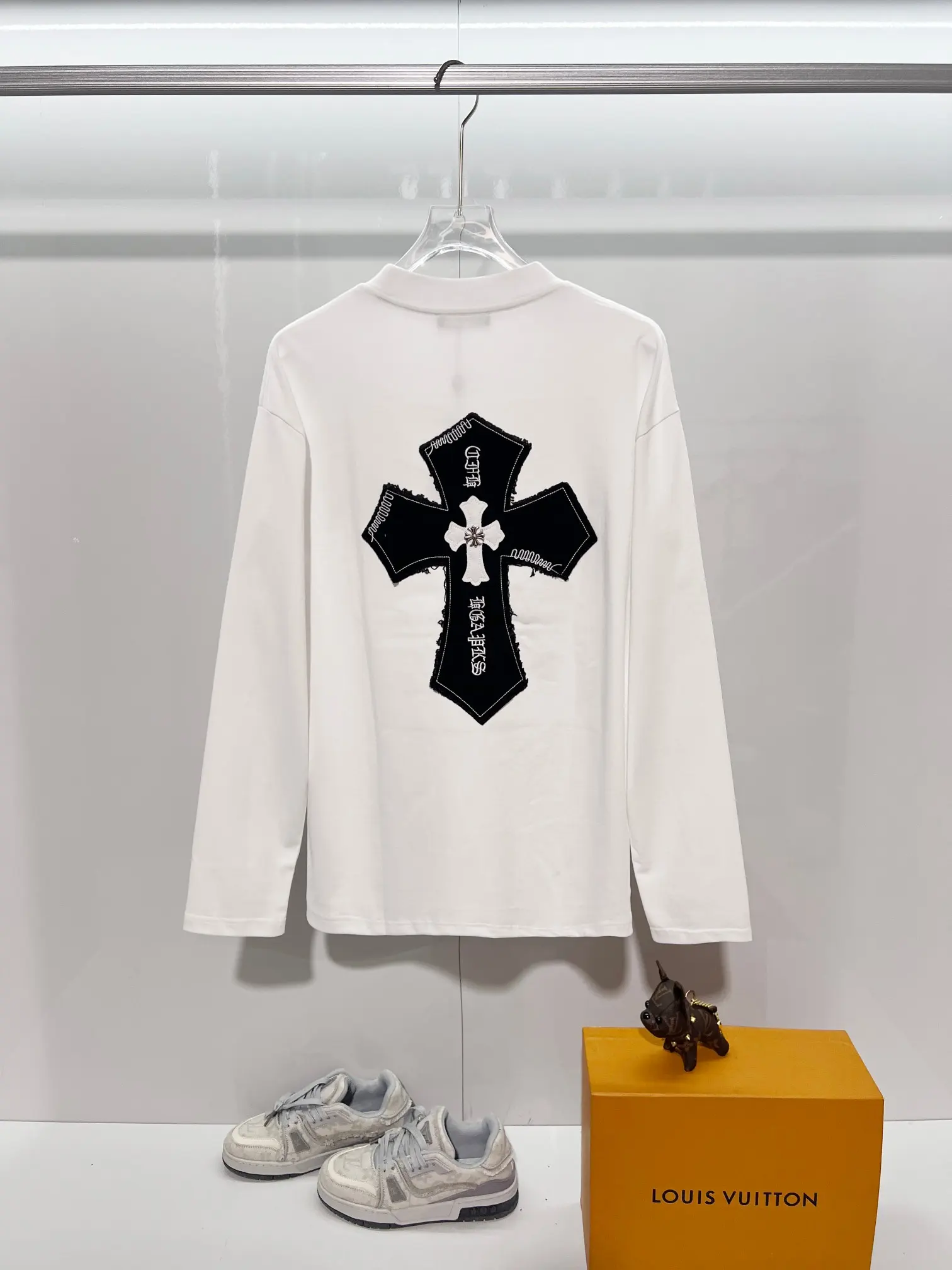 Chrome Hearts Cross Patch Long-Sleeve T-Shirt D18022883 — view 2