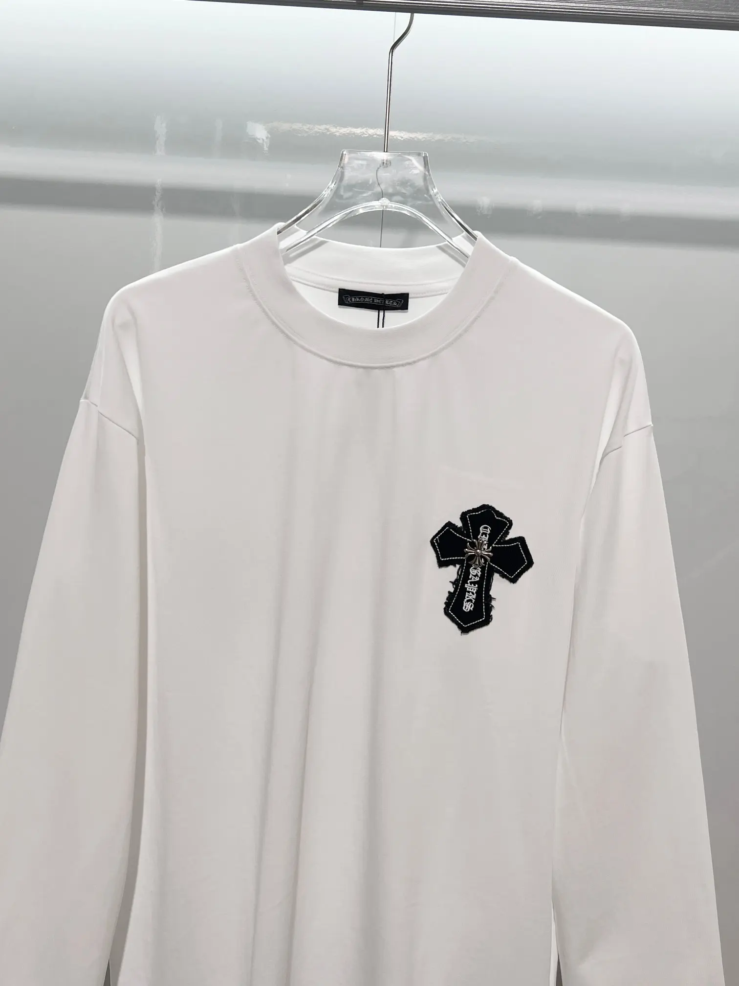 Chrome Hearts Cross Patch Long-Sleeve T-Shirt D18022883 — view 3