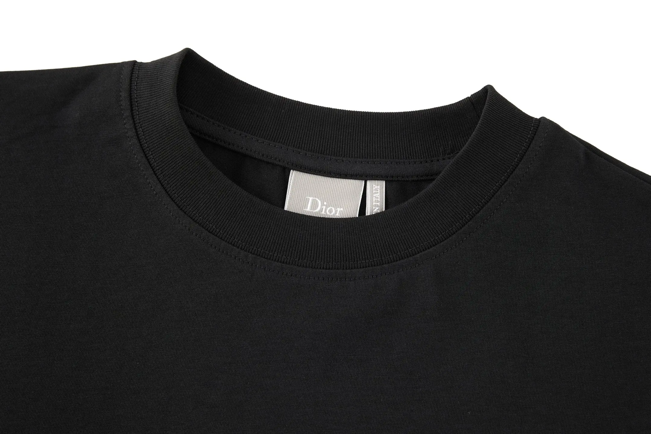 Logo-Embroidered Long-Sleeved T-Shirt D18019854 — view 4