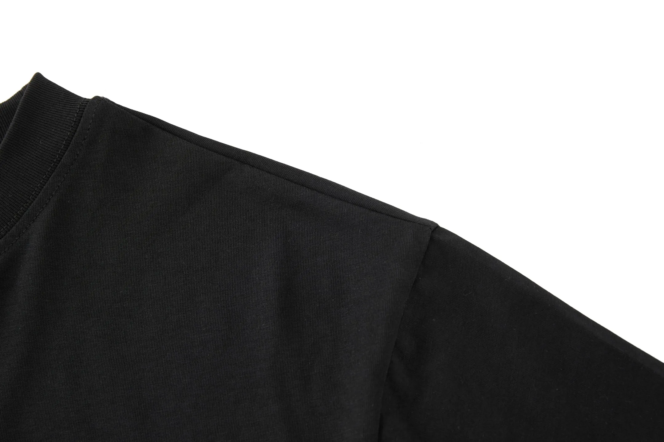 Logo-Embroidered Long-Sleeved T-Shirt D18019854 — view 9